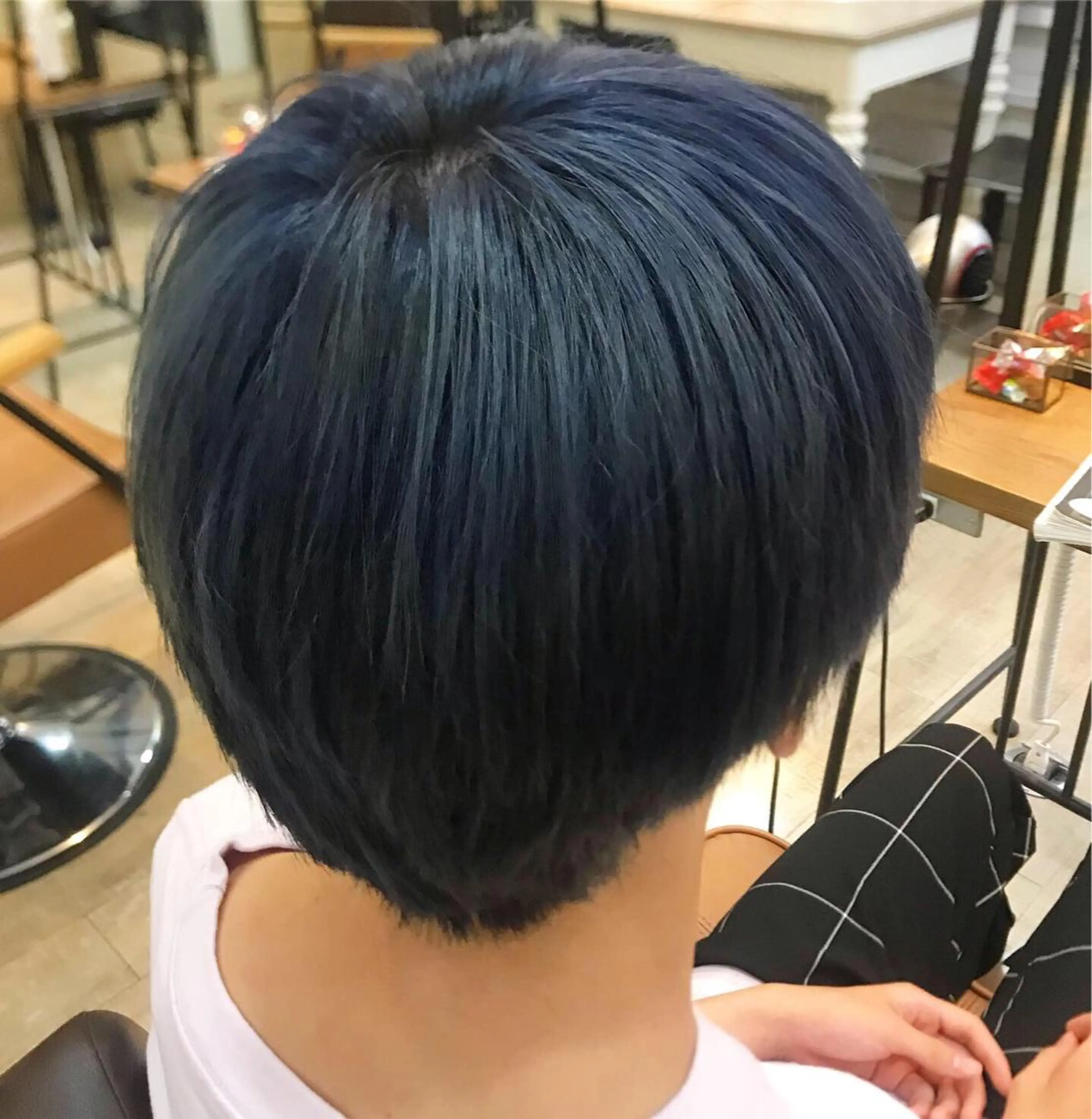 カラー メンズ 🌈re-room EIKI🇰🇷のヘアスタイル