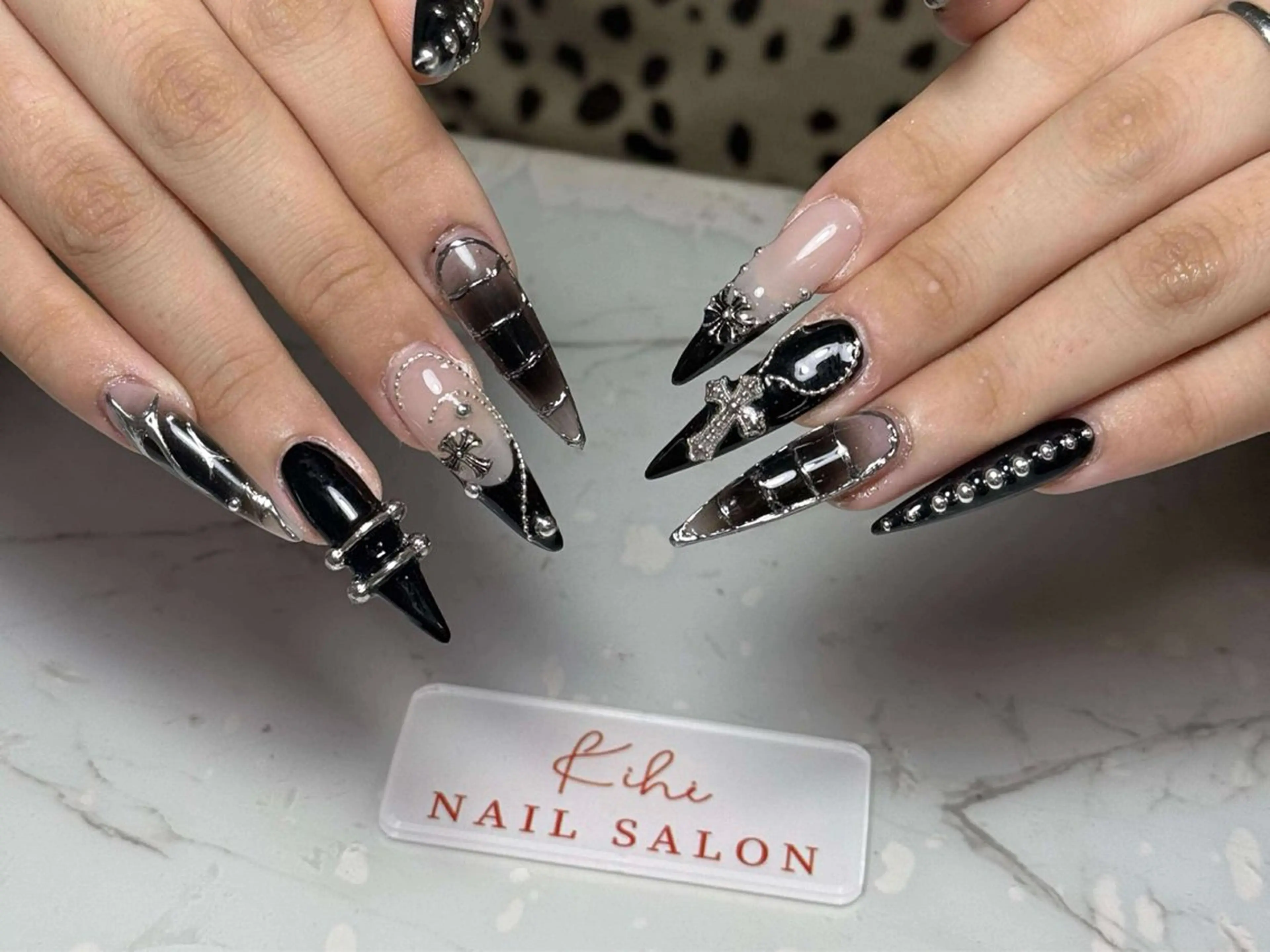 ネイル アートネイル フレンチネイル ジェルネイル グラデーション 韓国ネイル ハンドネイル ハンドケア さくら💮💮 【オフ無料】のネイルデザイン