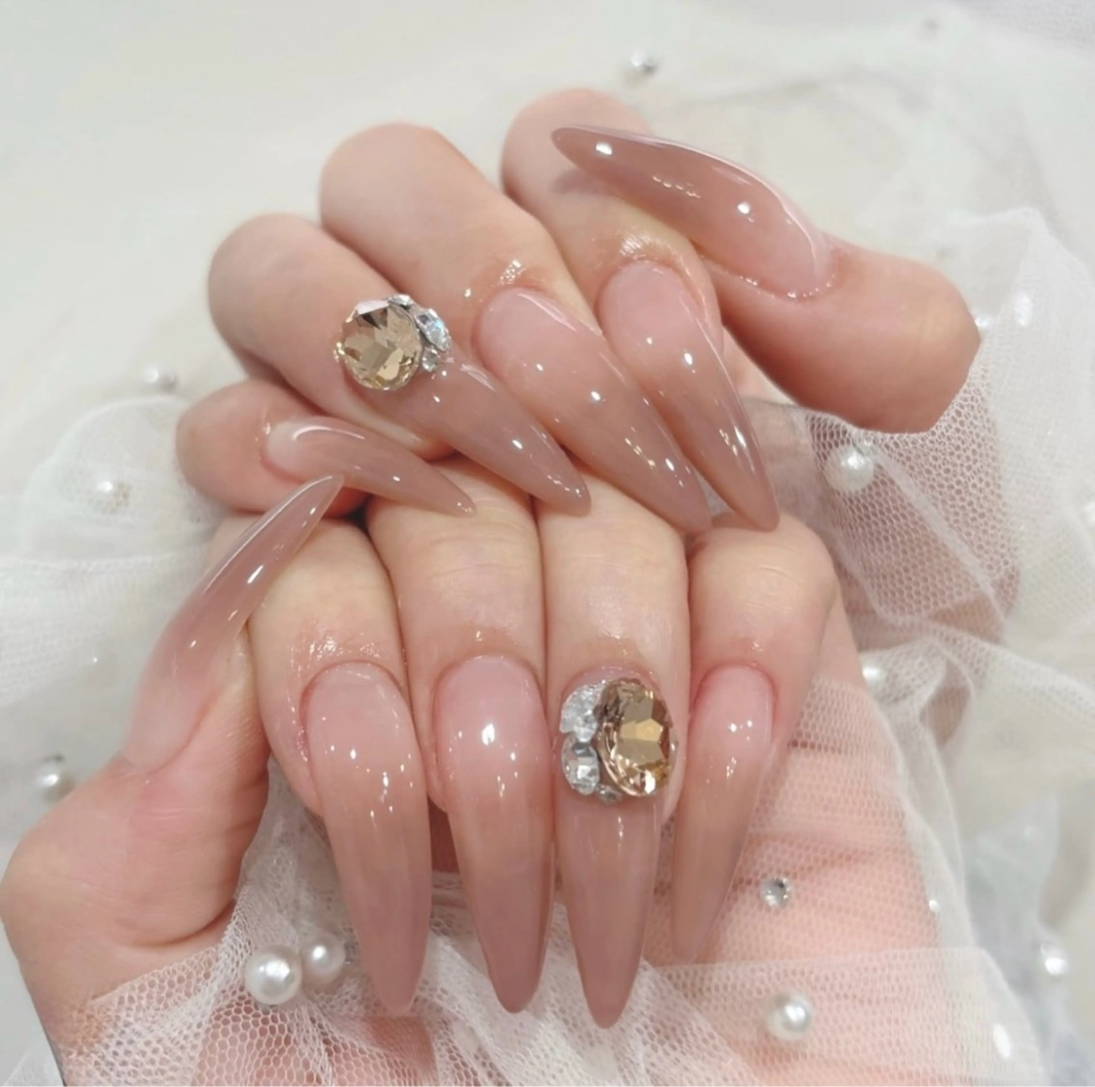 ネイル 韓国ネイル ニュアンスネイル シンプルネイル 春ネイル ワンホンネイル ハンドネイル ハンドケア Nihonthy Nail 新宿所属・Nihonthy Nail 新宿のネイルデザイン