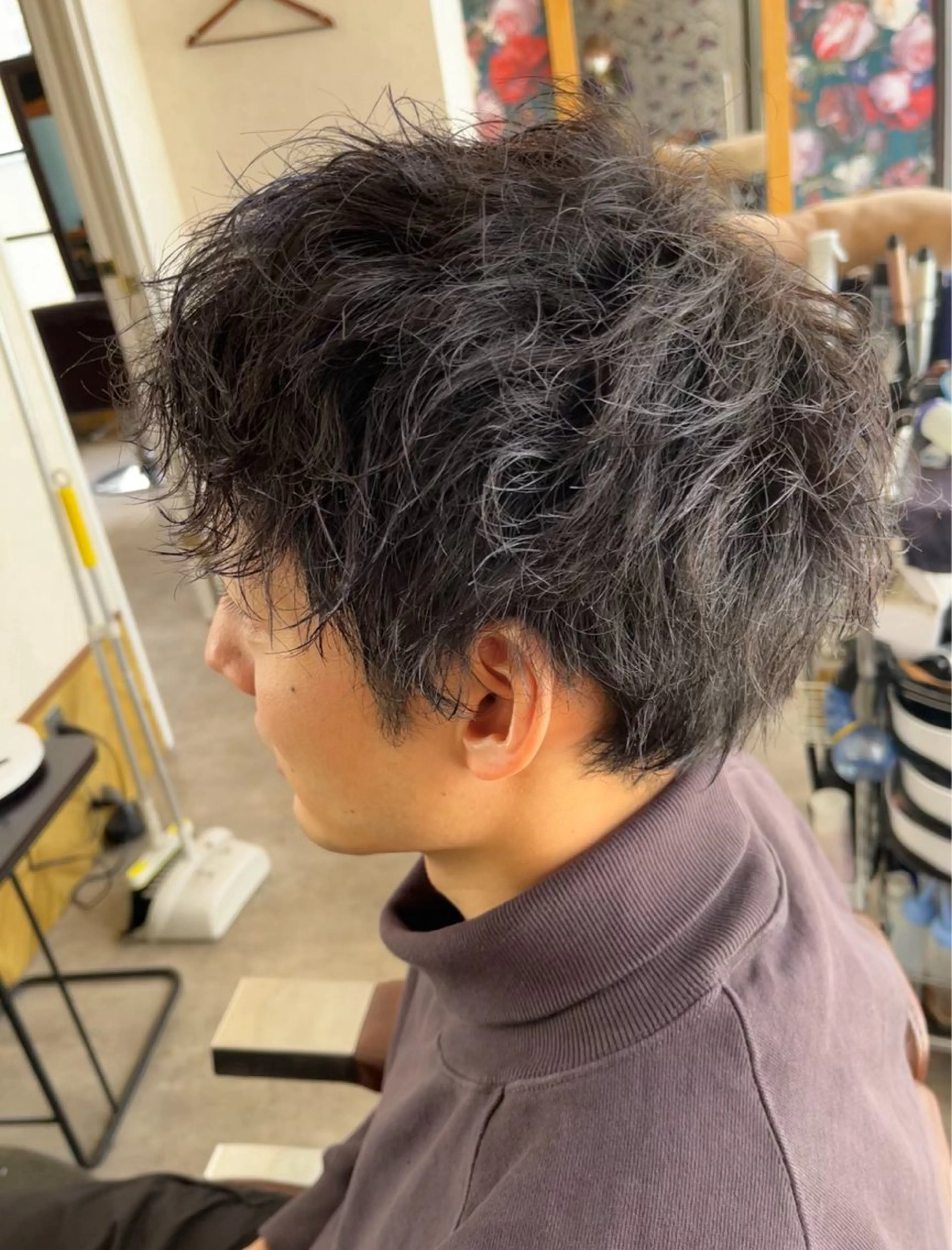 メンズ メンズパーマ DILL大通り所属・札幌初コテ巻きパーマ 🍁和田洋🍁のヘアスタイル