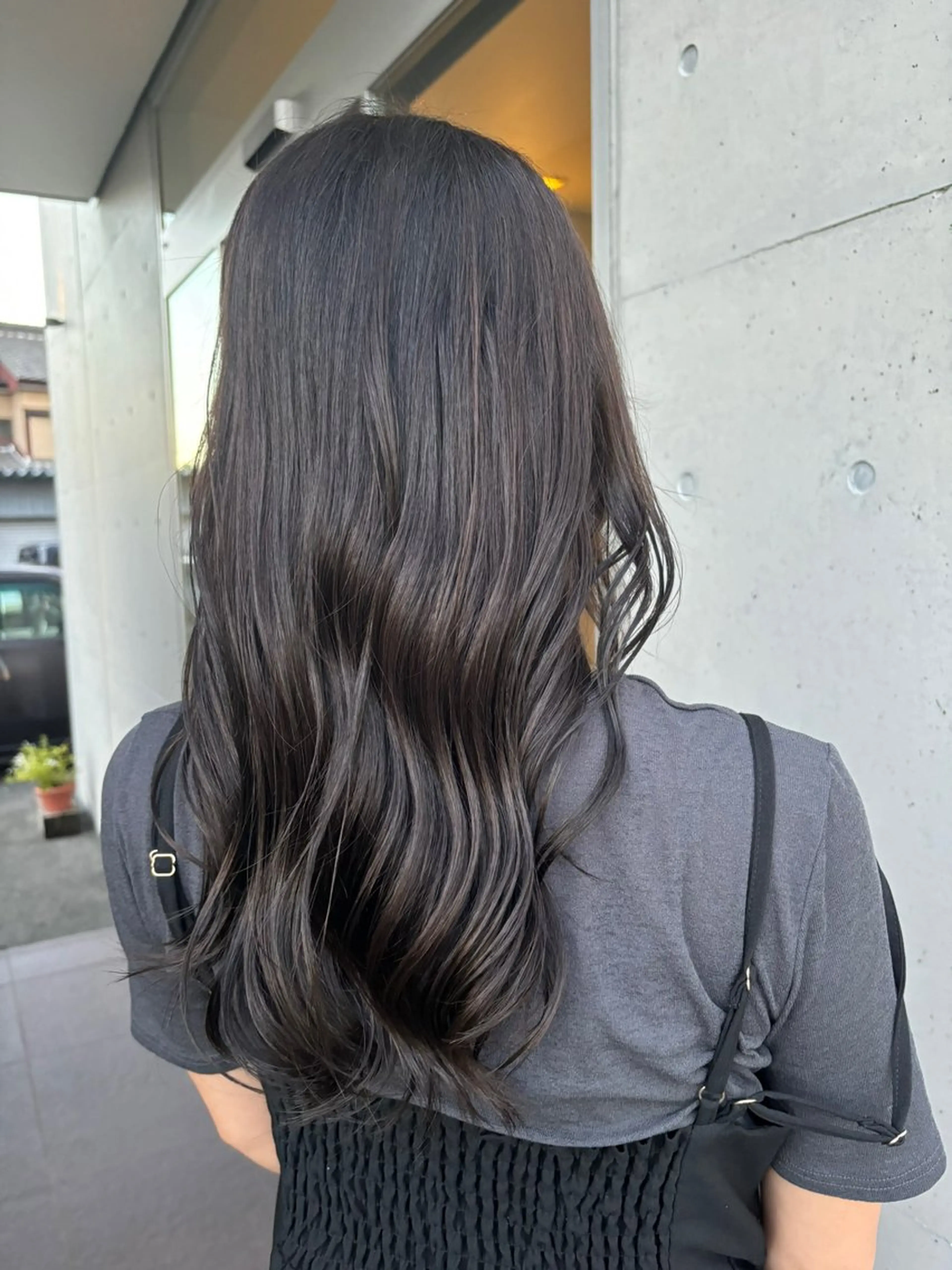 ロング カラー 水野 志保のヘアスタイル