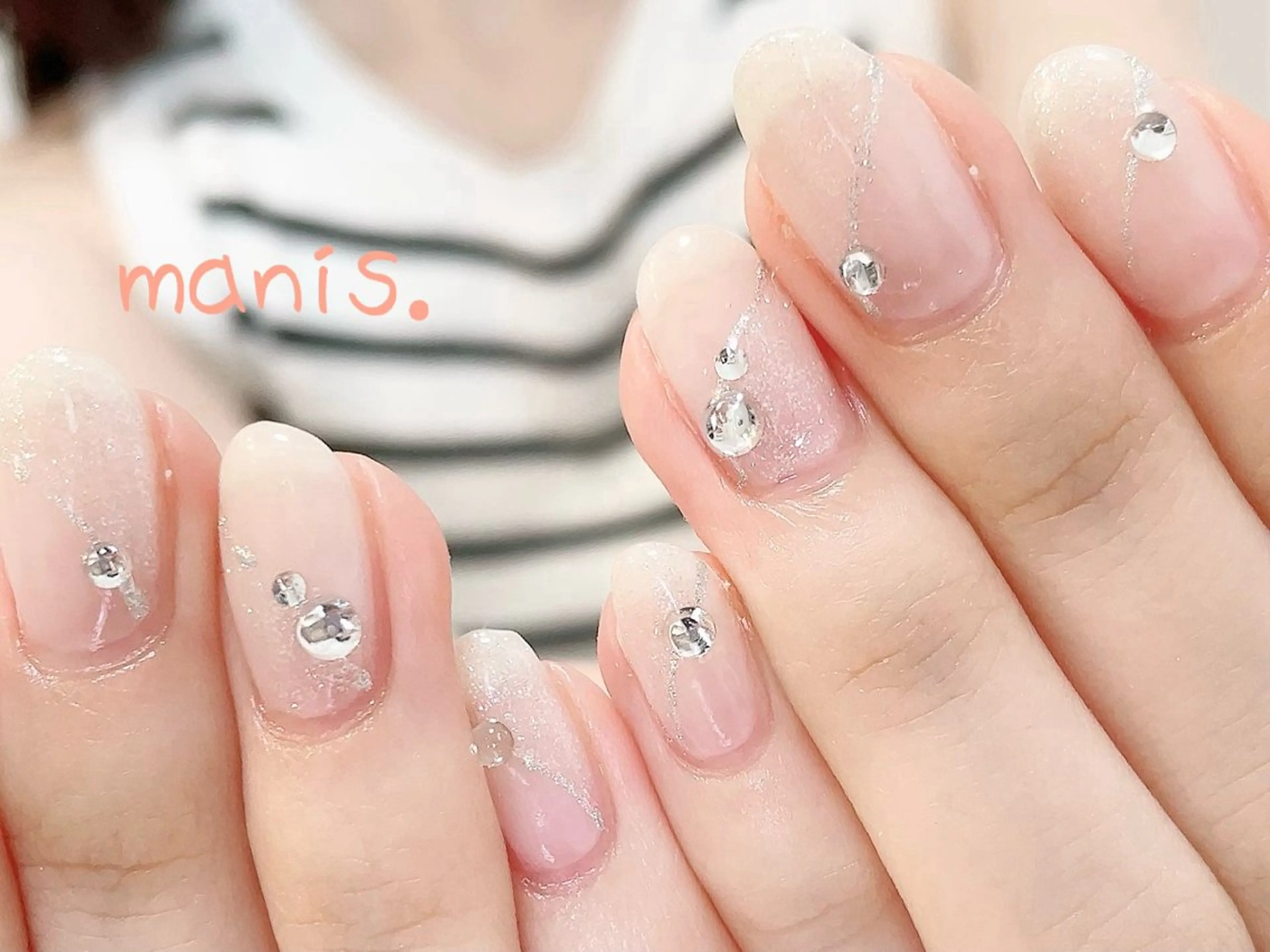 ネイル manis .のネイルデザイン