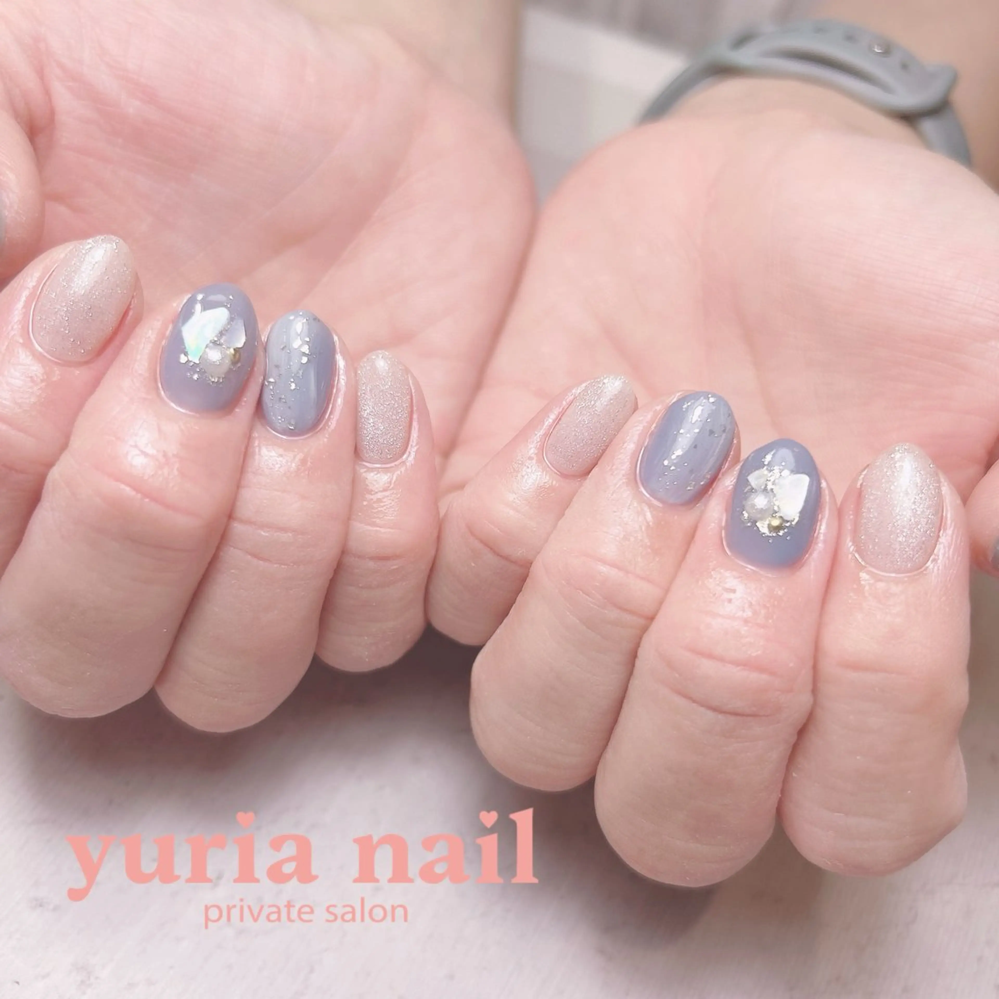 ネイル アートネイル ブルー ジェルネイル ラメ(グリッター) マグネットネイル ハンドネイル 小林 ゆりあのネイルデザイン