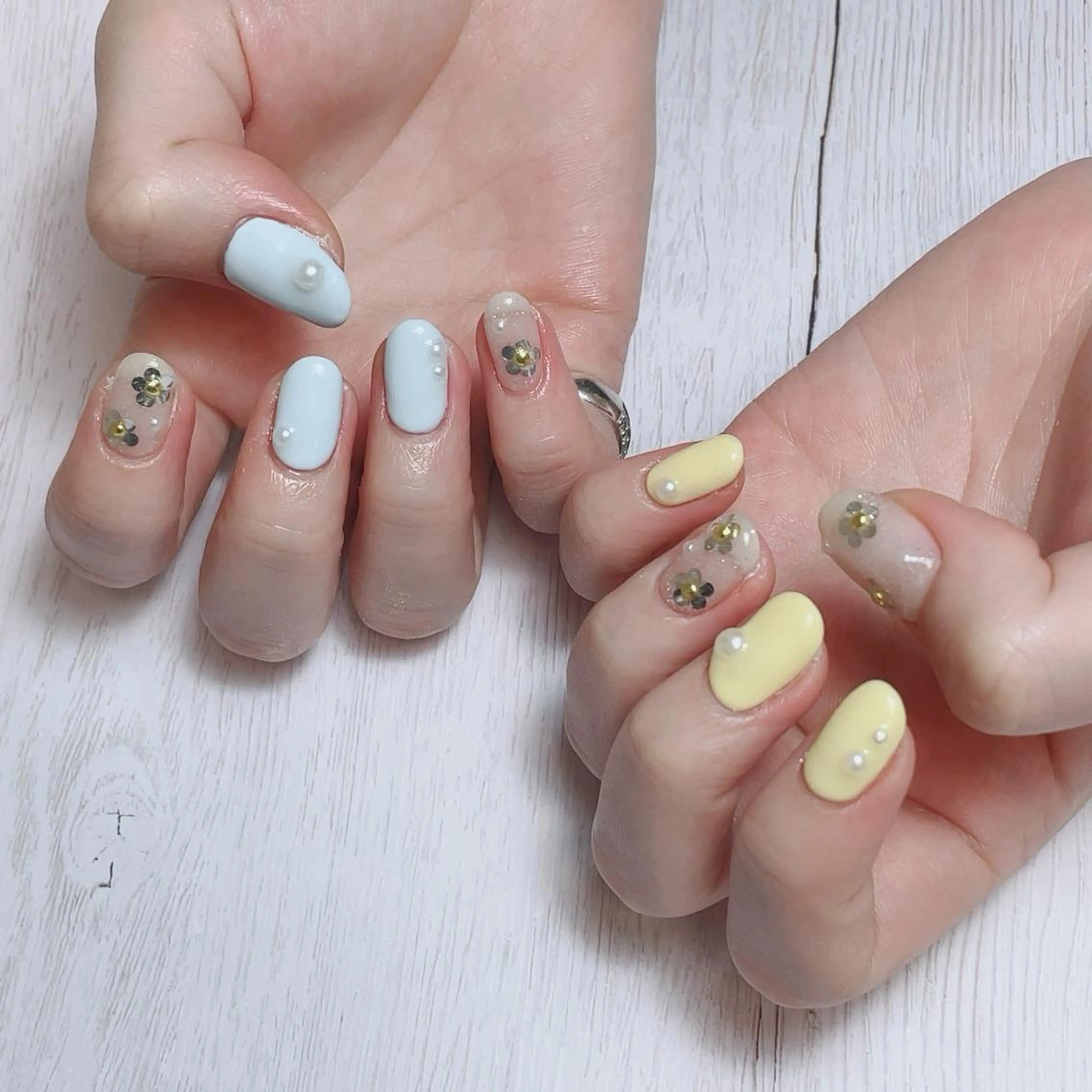 ネイル ハンドネイル 🩵Yun nail Salon 🩵のネイルデザイン