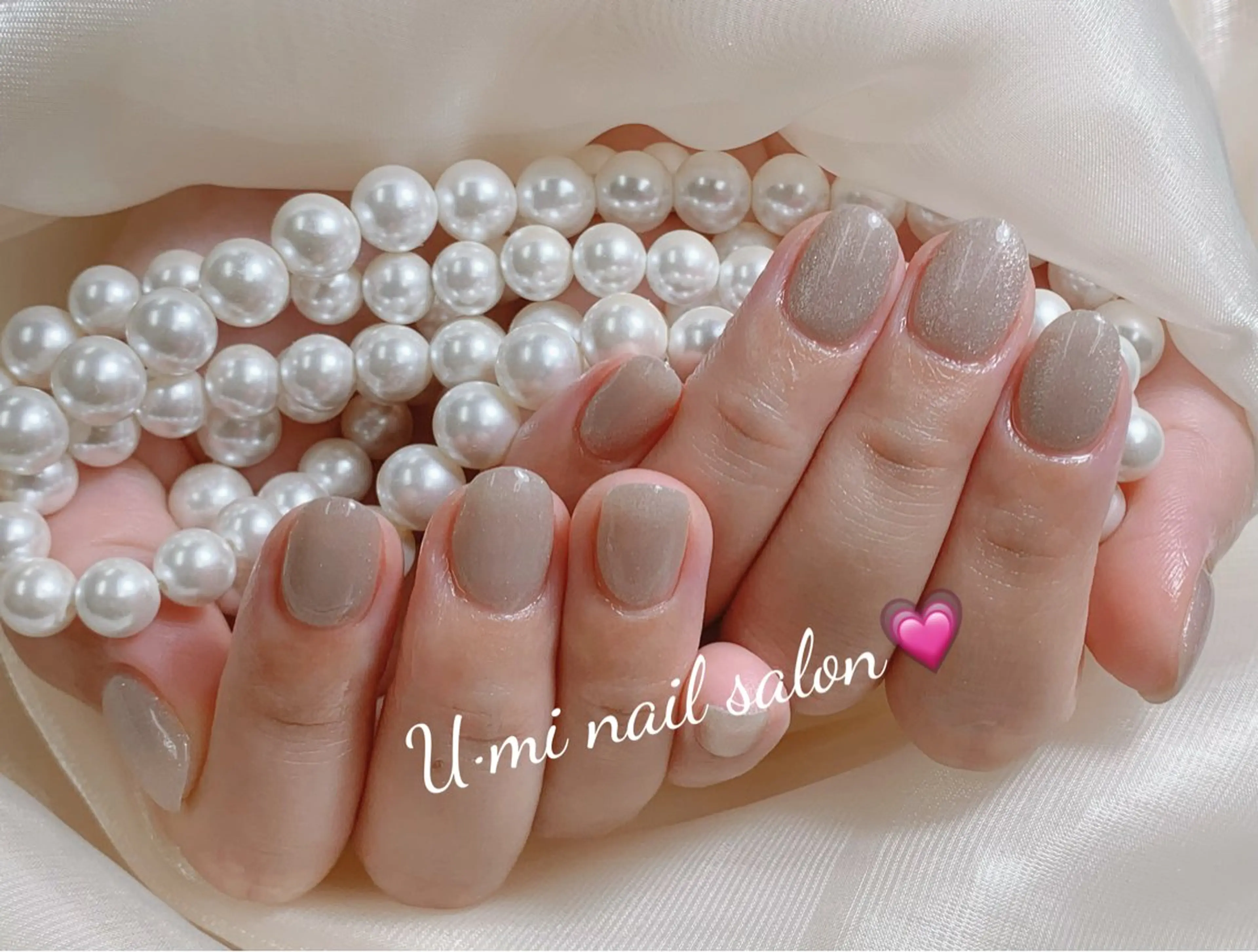 ネイル マグネットネイル マグネットワンカラー ワンカラーネイル U·Mi nail salon所属・U·Mi 上野御徒町容のネイルデザイン