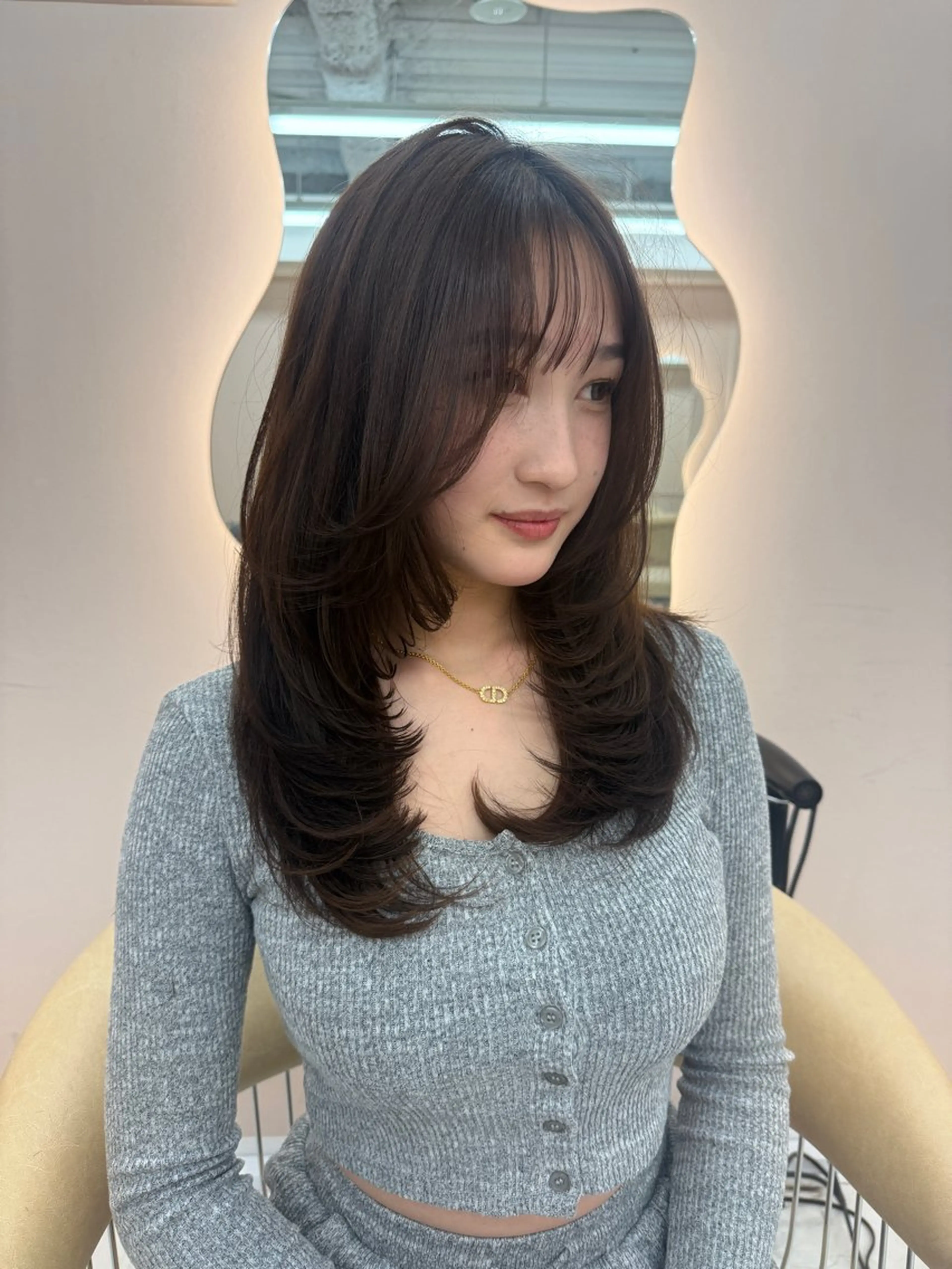 ロング YOLO 渋谷 RIONAのヘアスタイル