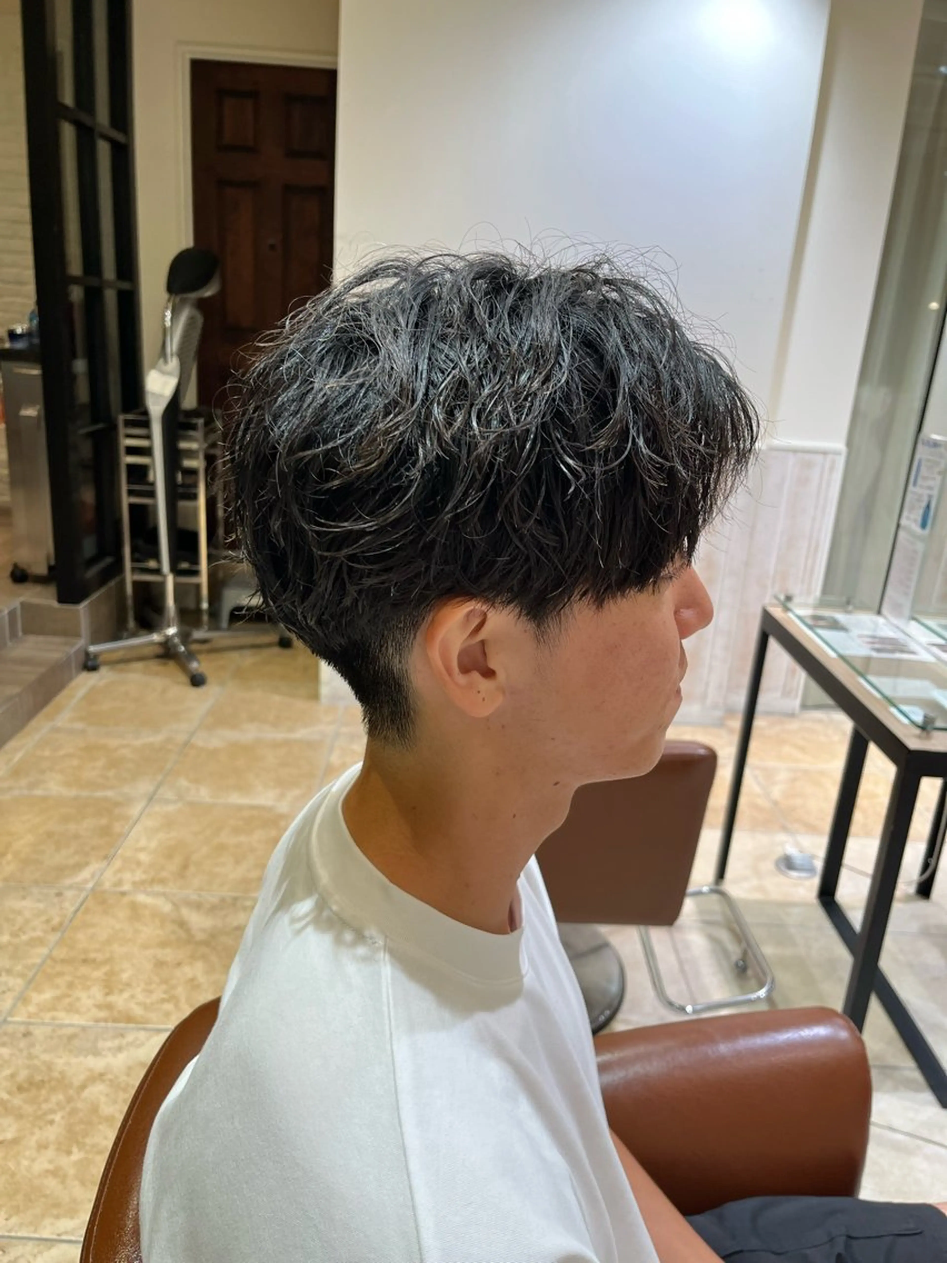 メンズ 🦕望月渉🦕 パーマ🌪️ブリーチのヘアスタイル