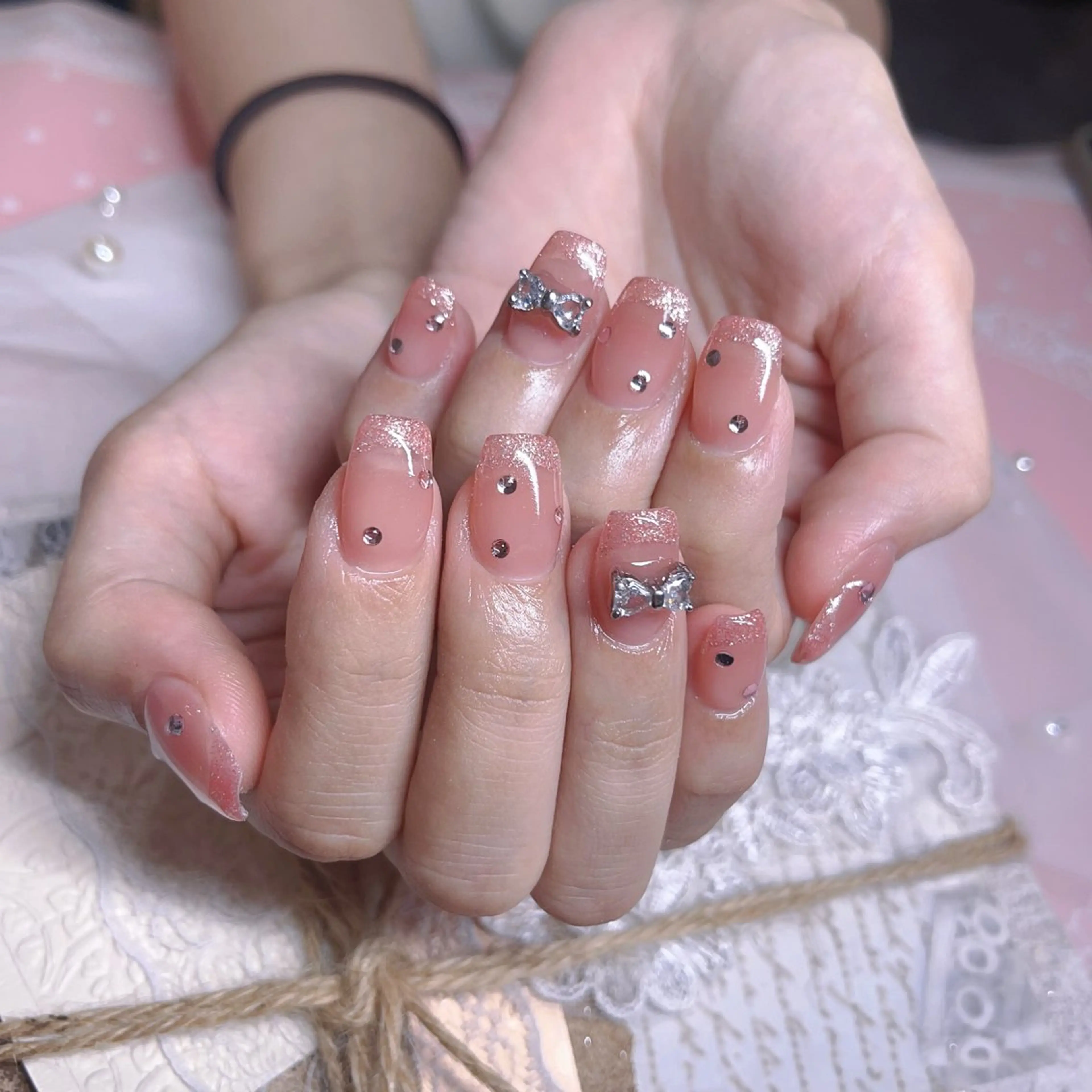 ネイル Fairyフェアリーネイルサロン所属・Nail Hibi サロンのネイルデザイン