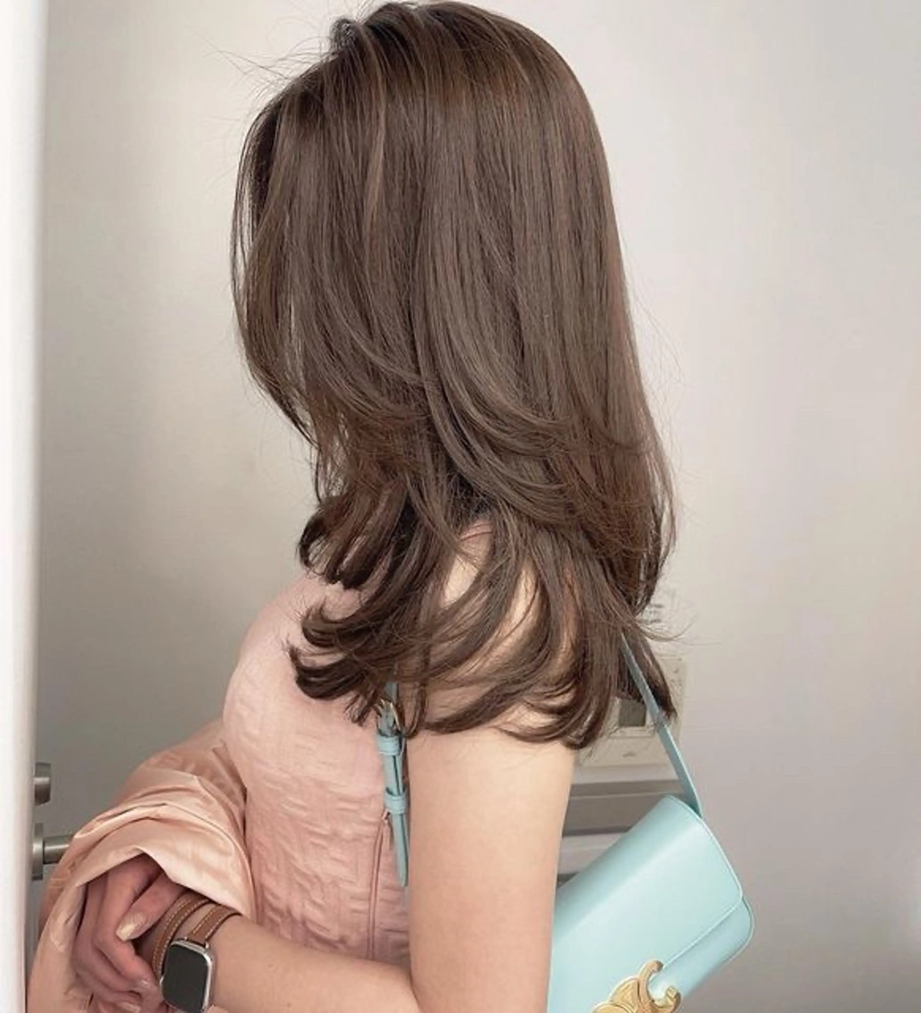 カラー ベージュカラー ブリーチ ミルクティーベージュ ブリーチなしカラー K.Koji ショートボブ/ボブのヘアスタイル