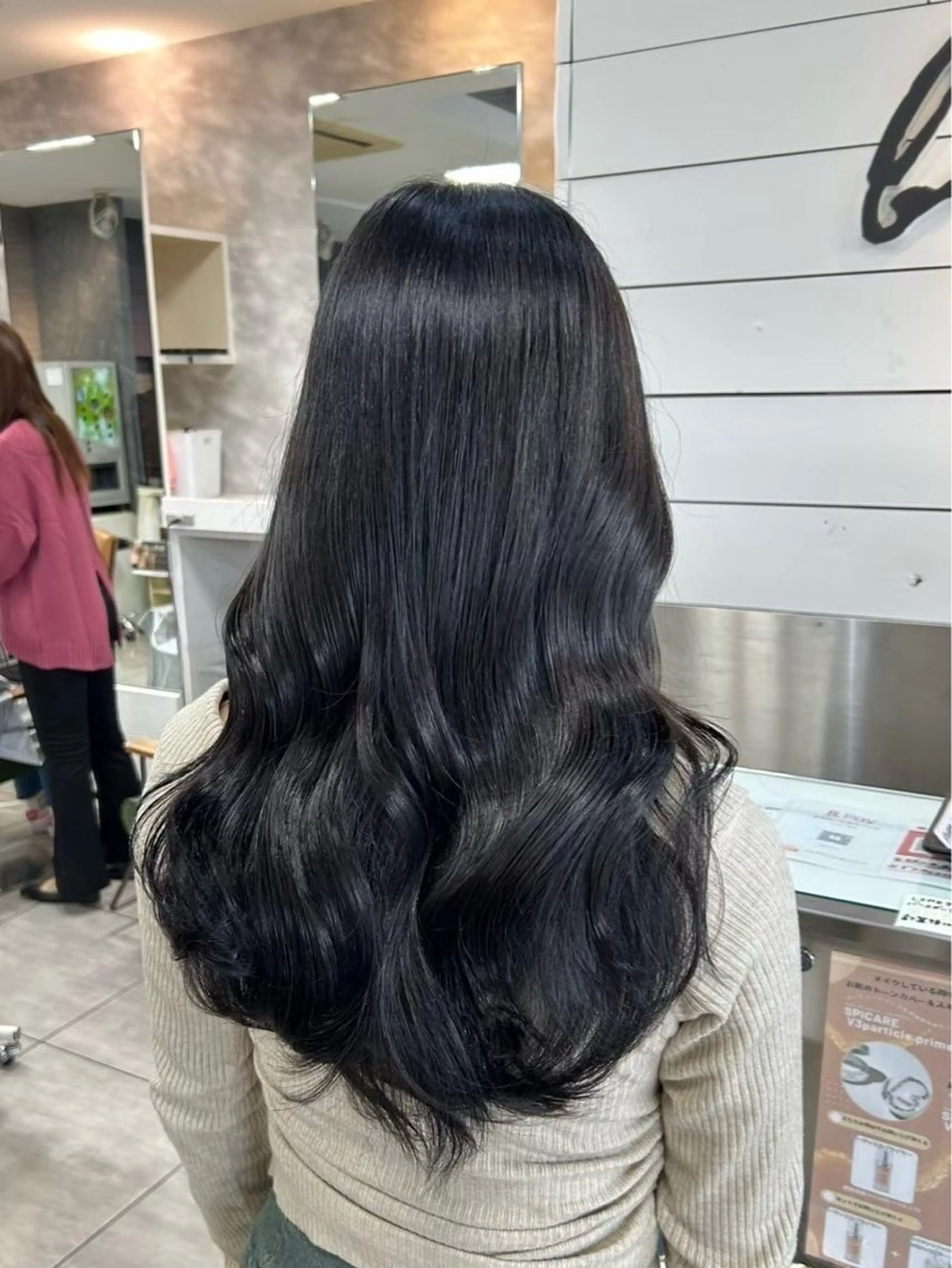 カラー ハイトーンカラー✨ 慶田玲和のヘアスタイル