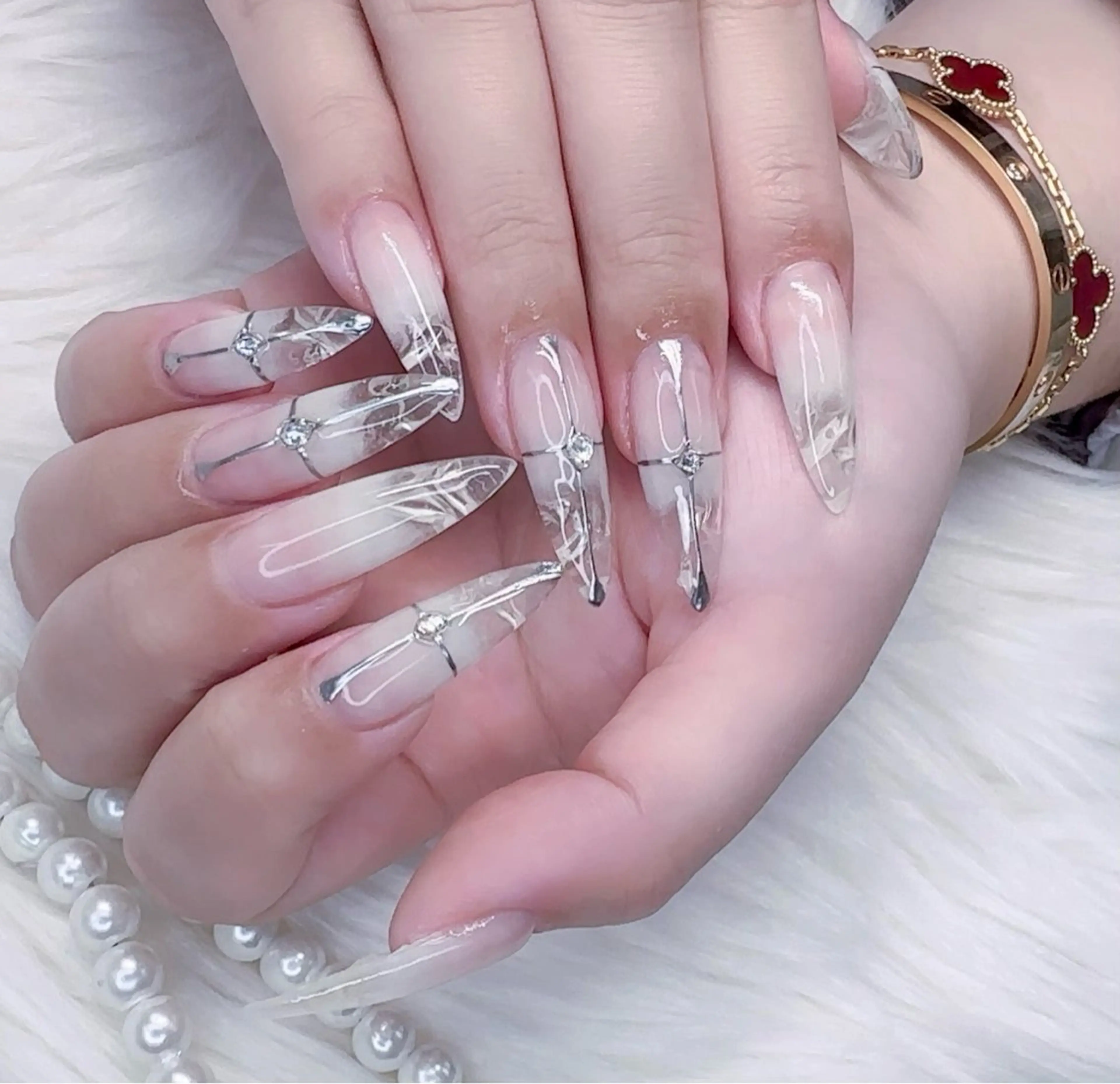 ネイル R salonのネイルデザイン