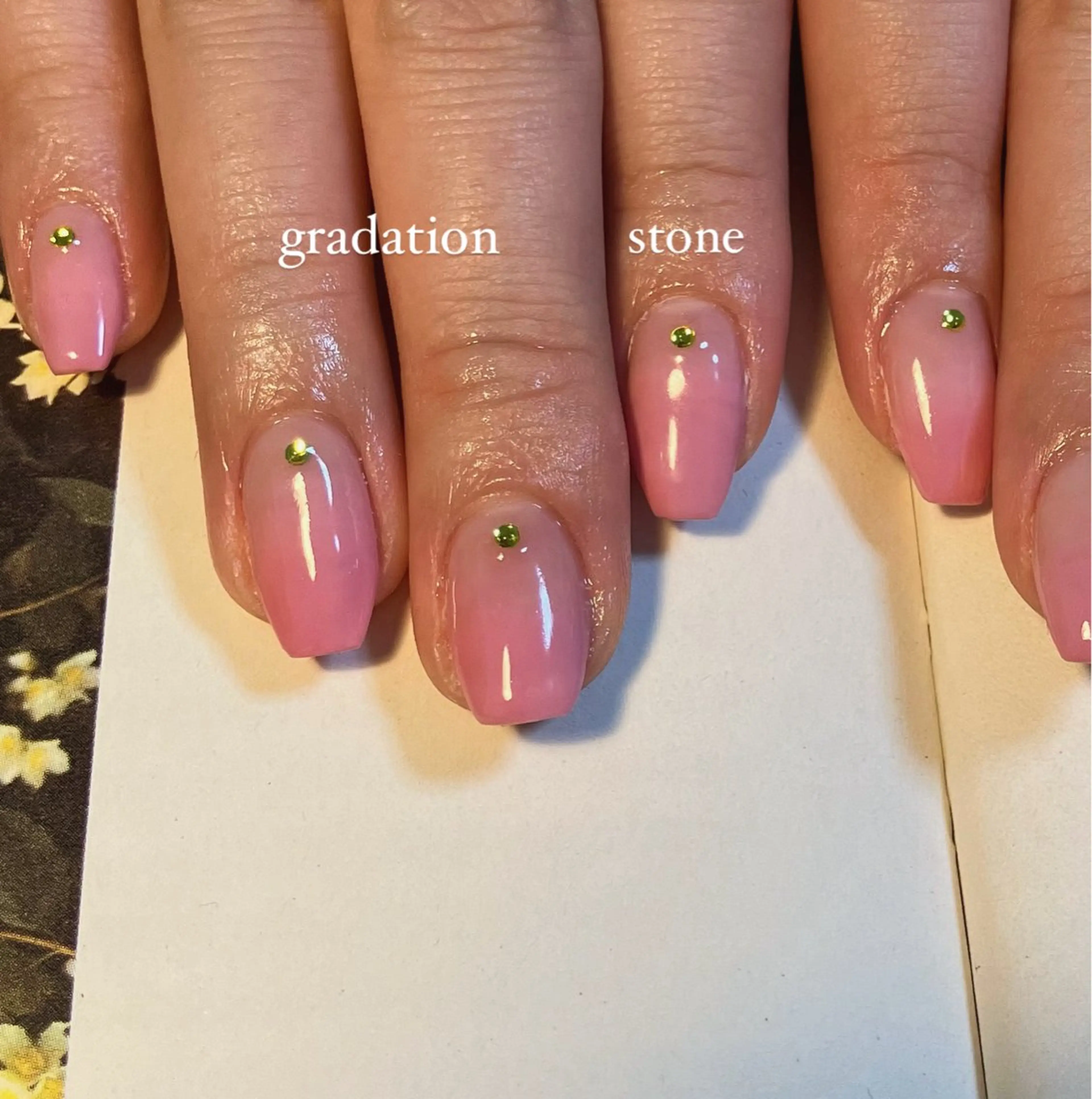 ネイル THREE FUN アトリエ　金井のネイルデザイン