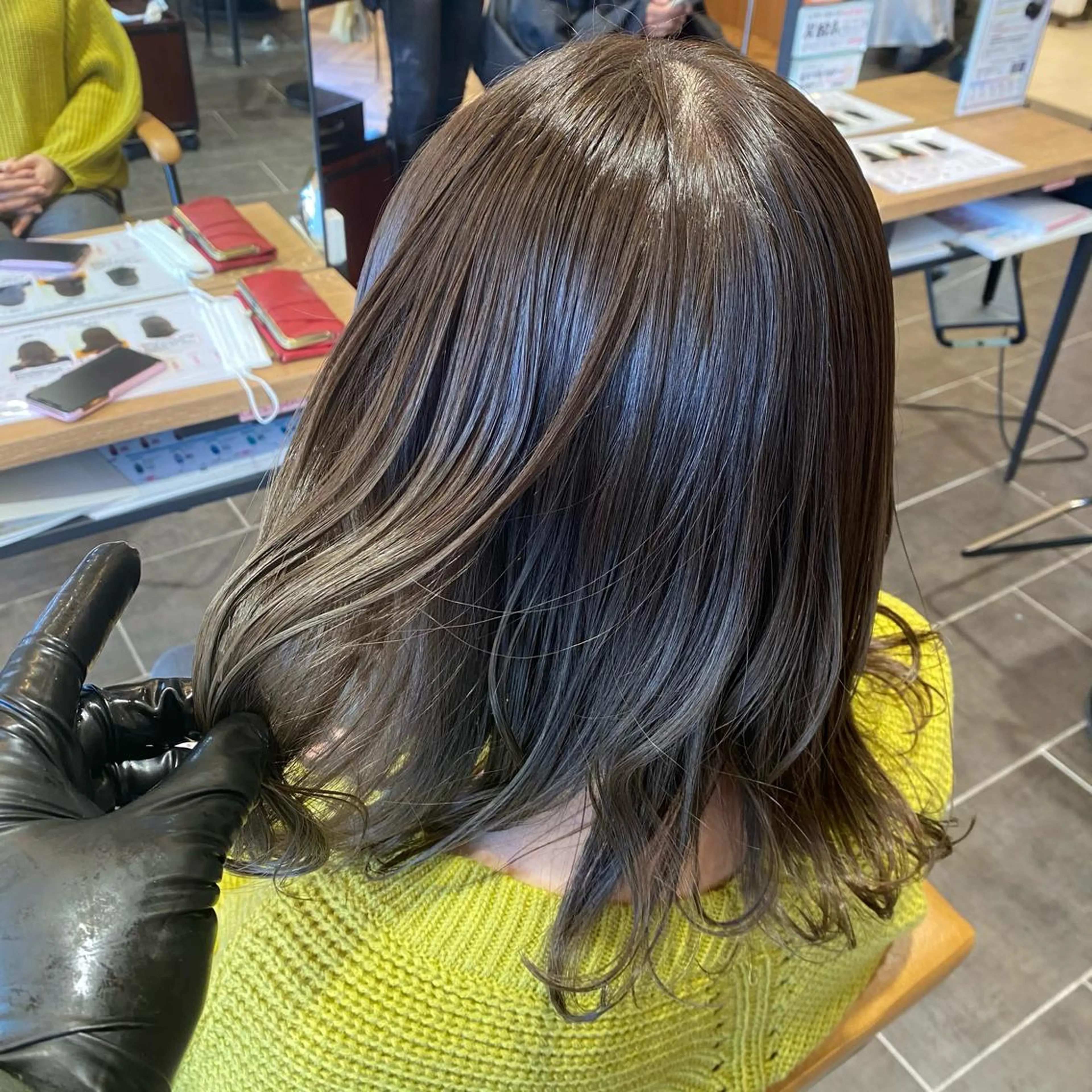 ミディアム ému エミュ　hair &spa所属・近藤 みゅうまのヘアスタイル