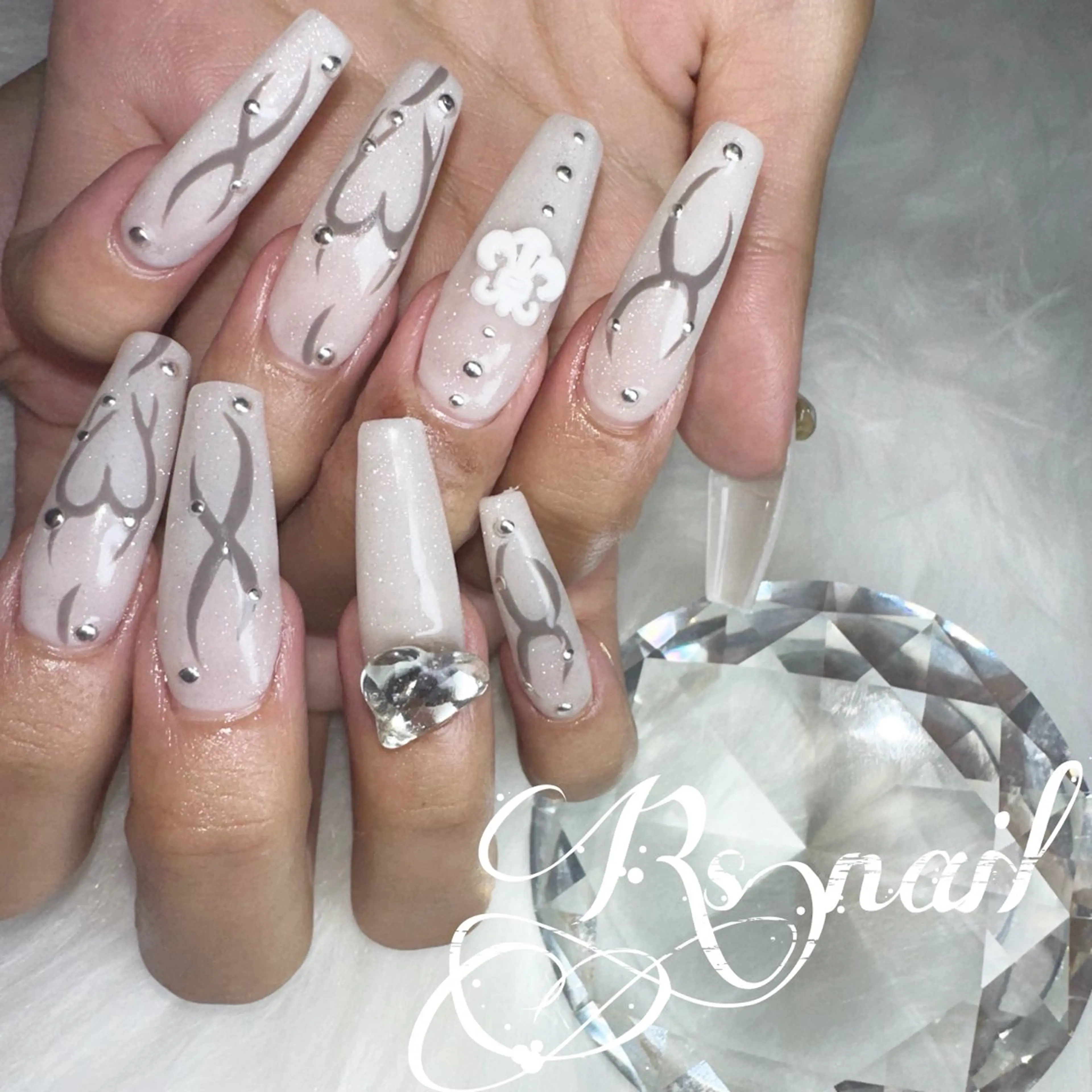 ネイル 加藤 麗華のネイルデザイン