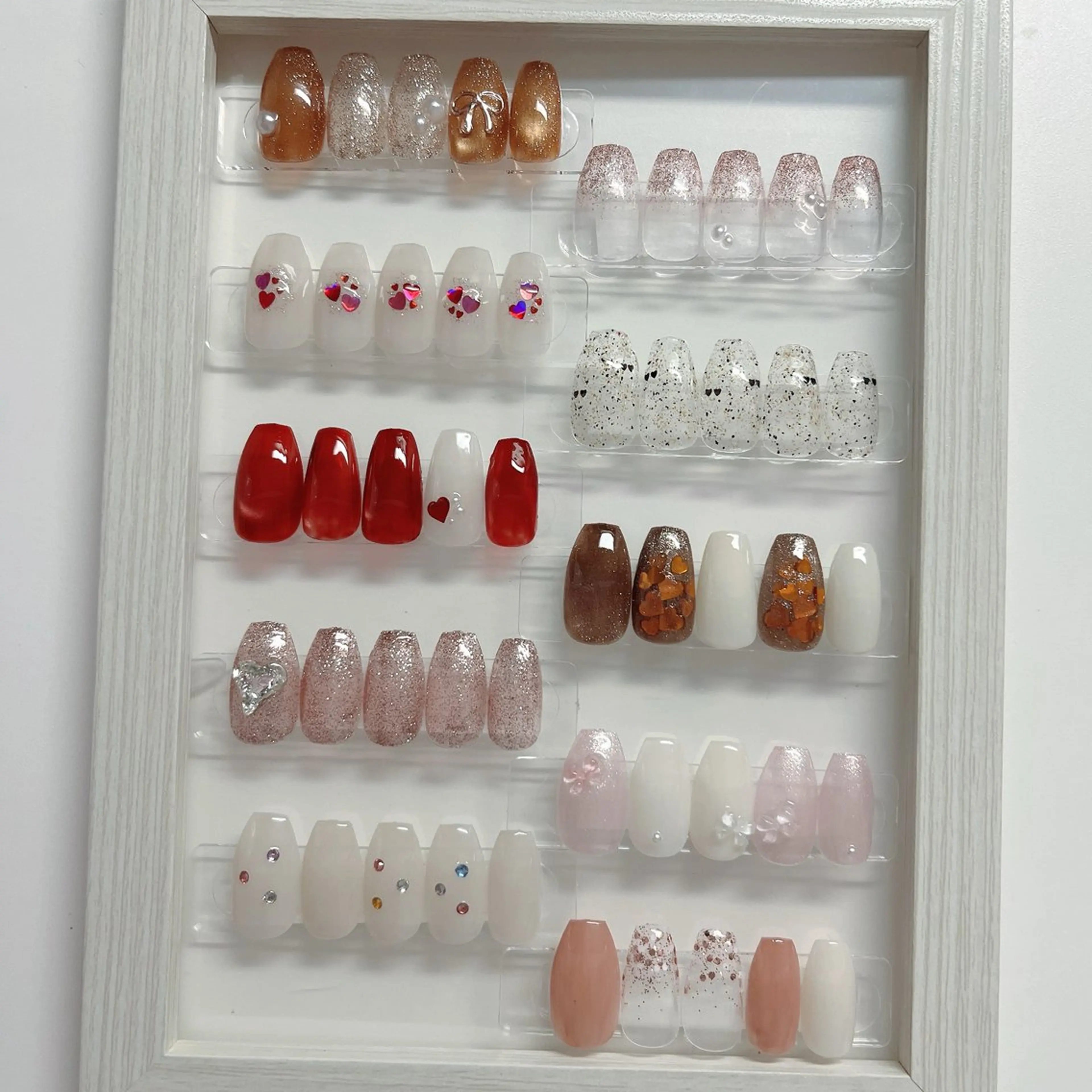 ネイル ハンドネイル ネイルモデル募集中 LooP-kanaのネイルデザイン