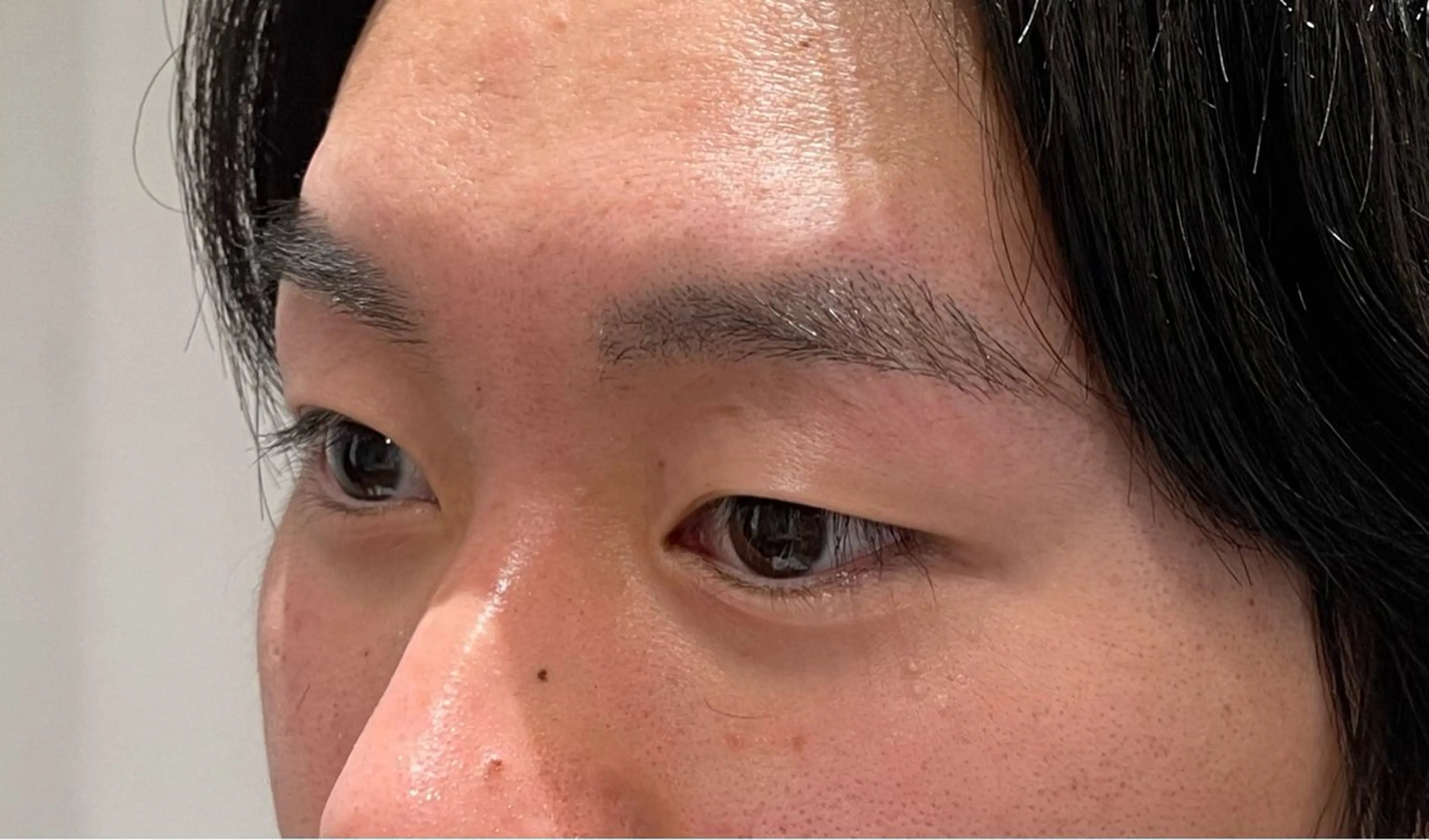 アイブロウ 眉毛ワックス脱毛 ワックス脱毛 その他(アイブロウ) ano @anomukuiのヘアスタイル