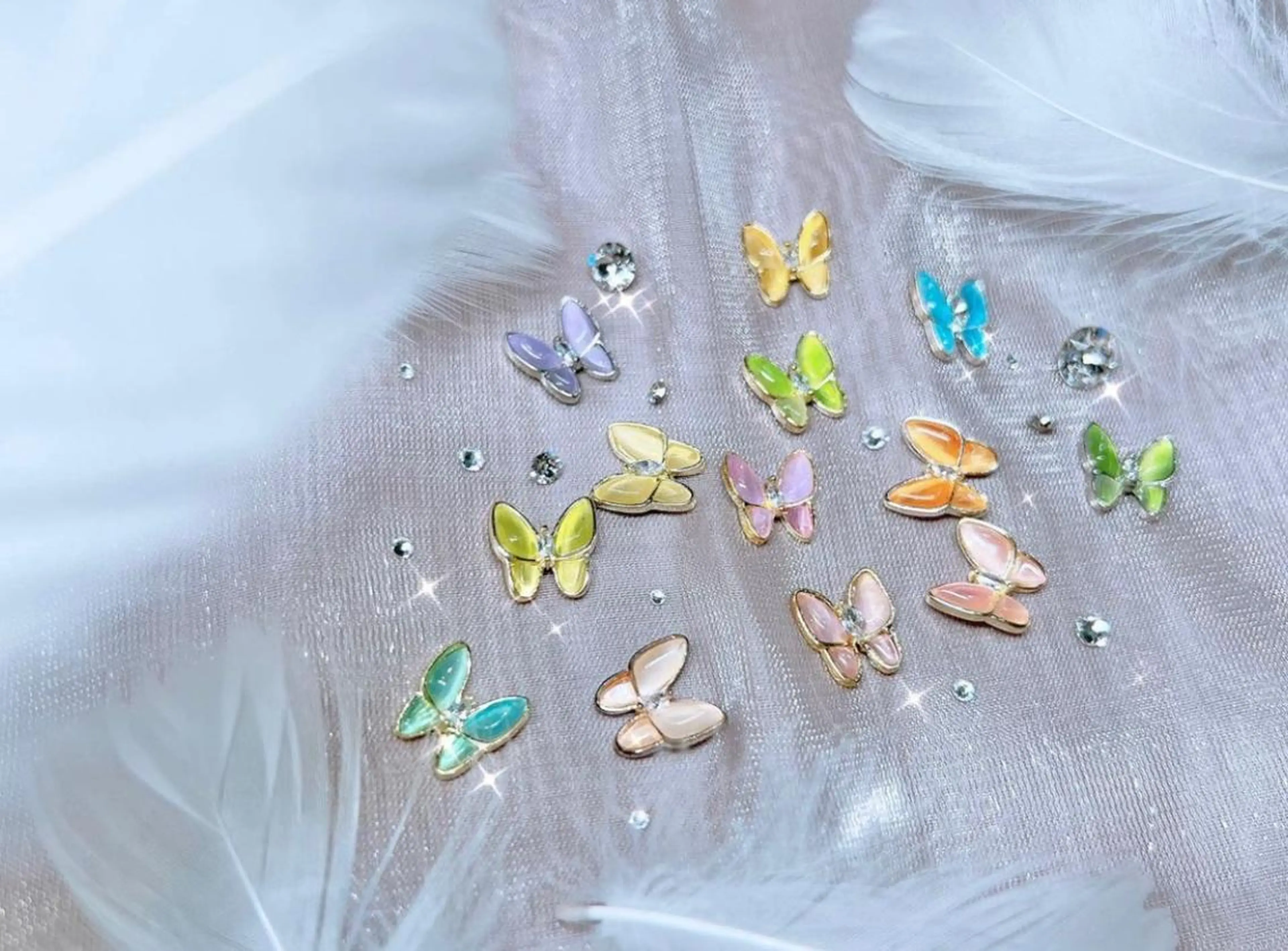 ネイル アートネイル オーロラネイル 成人式 フットネイル 韓国ネイル Yudia -neon-のネイルデザイン