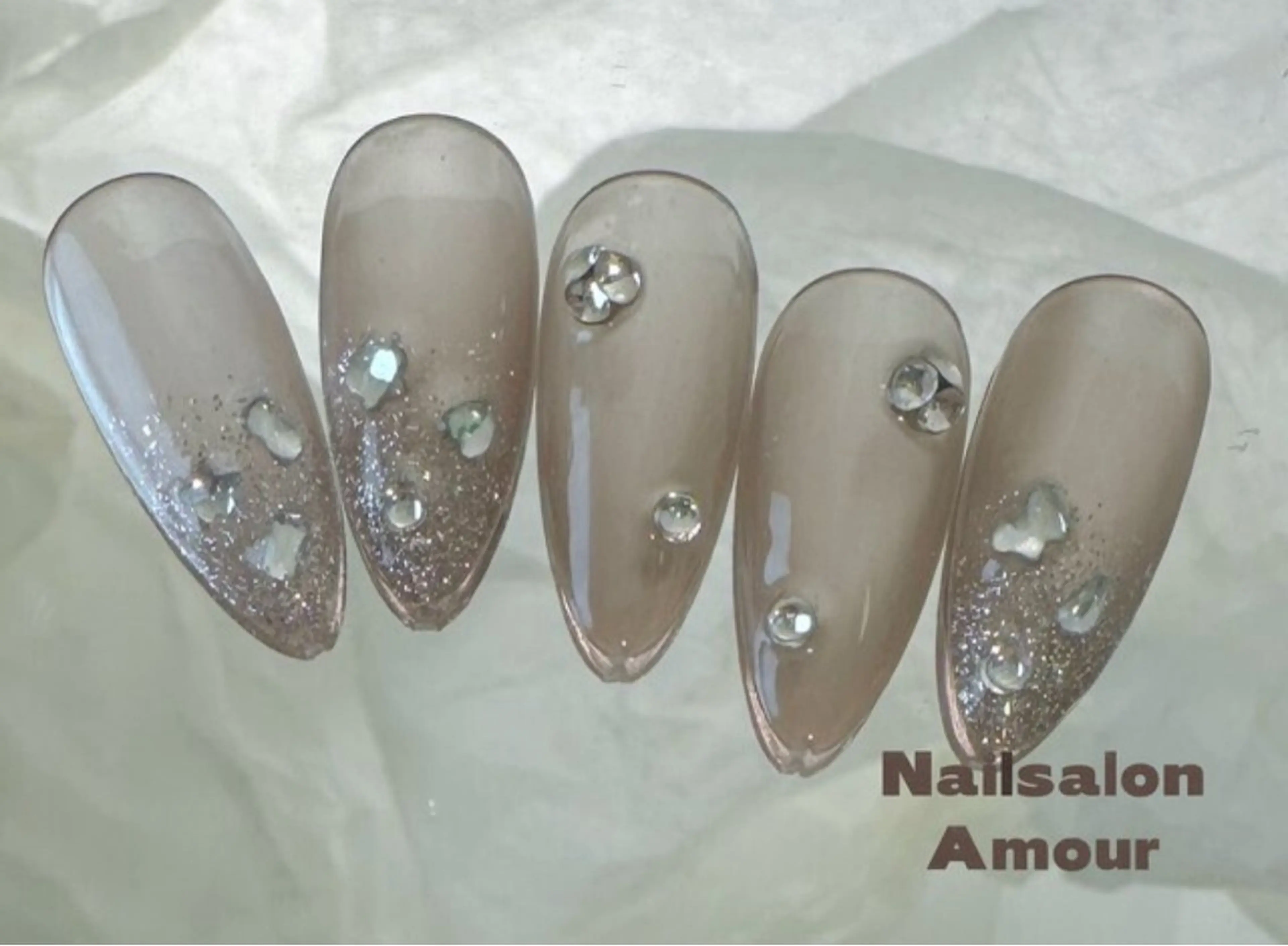 ネイル ハンドネイル 🫧 はる🩵のネイルデザイン