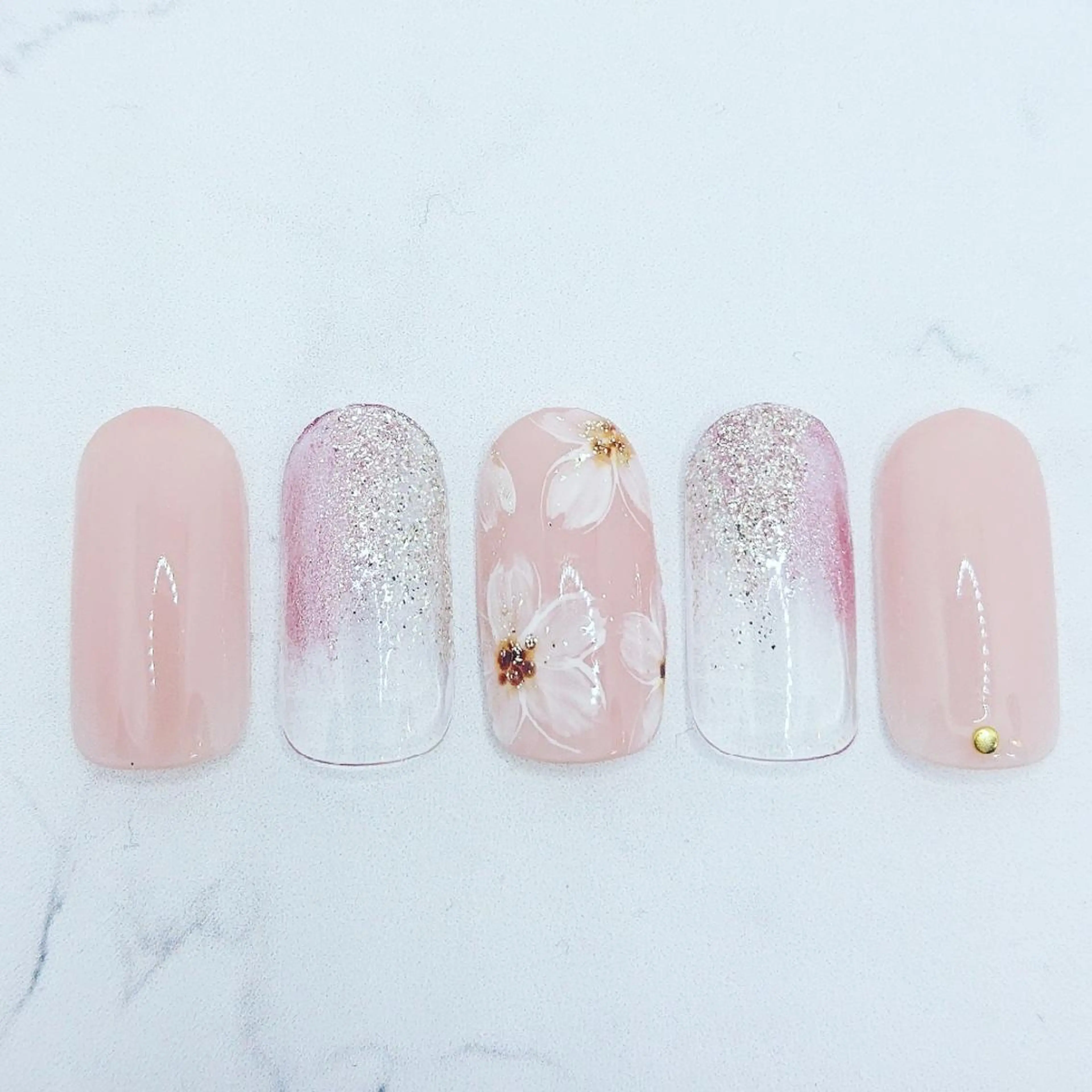 ネイル みー shakushiroのネイルデザイン