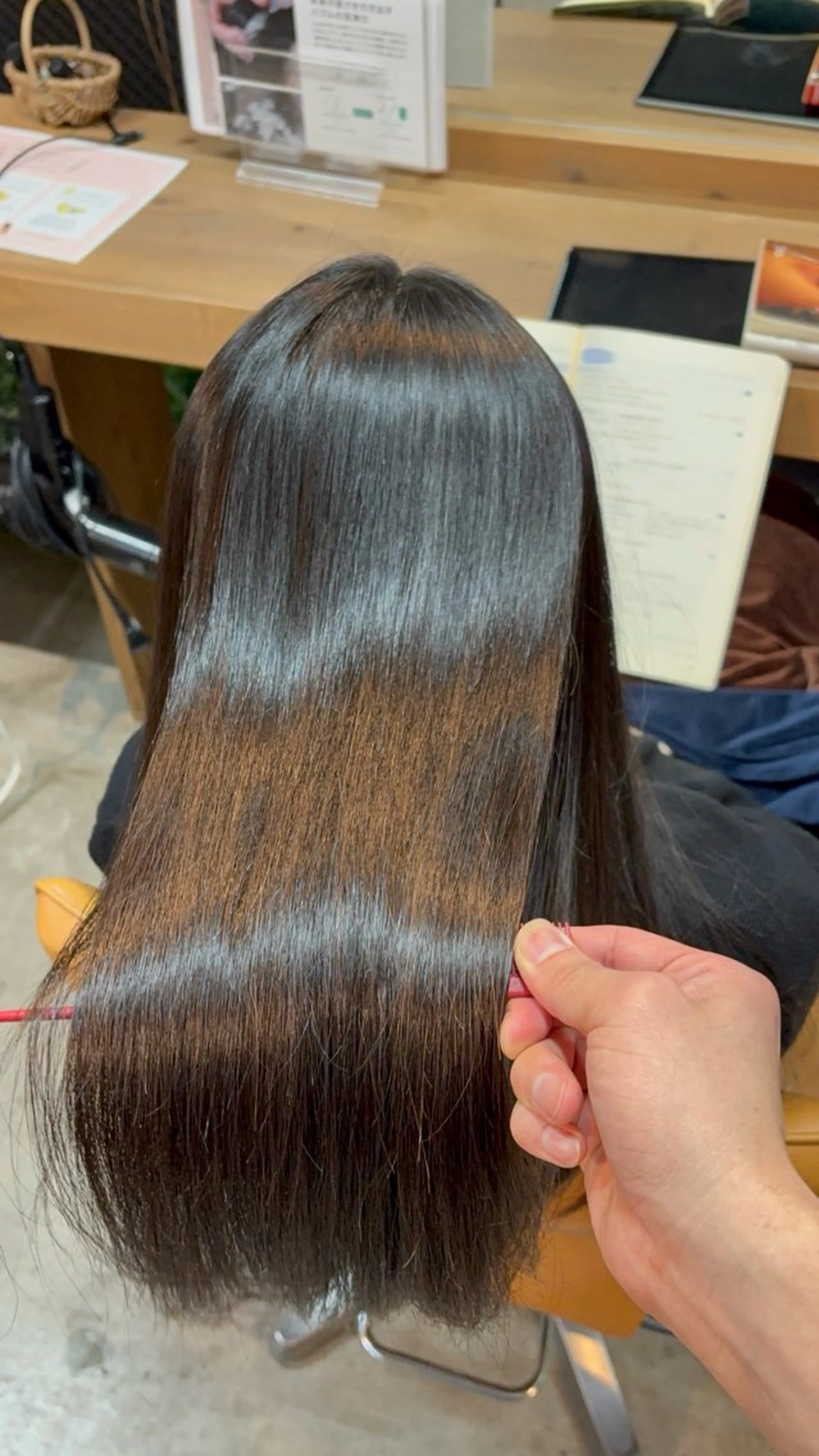 ミディアム 髪質改善 トリートメント トリートメント hair&life egerie days所属・恵比寿/髪質改善/ レイヤー/羽立蔵之助のヘアスタイル