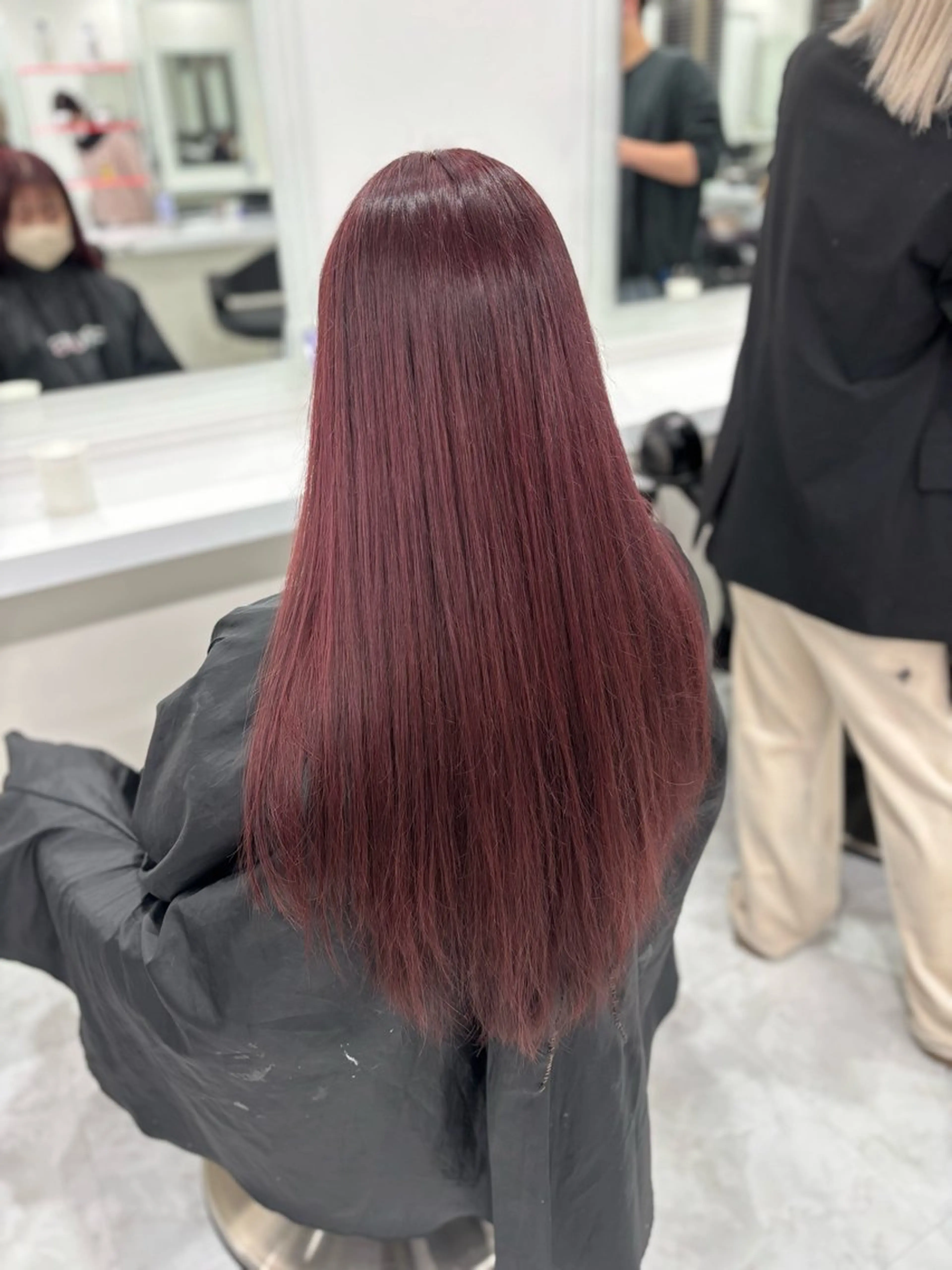 ロング ヘアカラー まろっと艶感ブラウン ベージュ🤍まなかのヘアスタイル