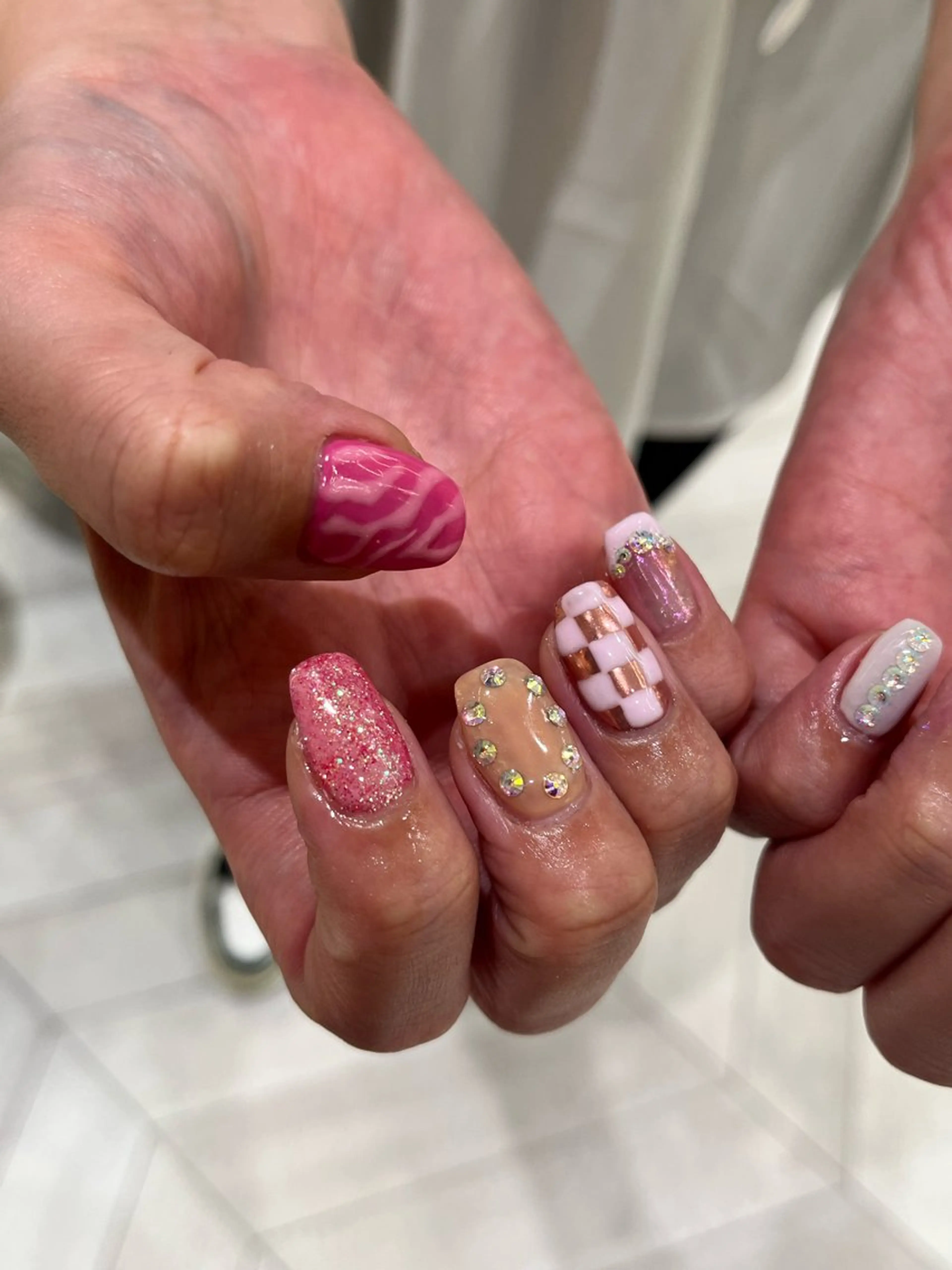 ネイル ハンドネイル ∴Sanae. ∴ トータルビューティーのネイルデザイン