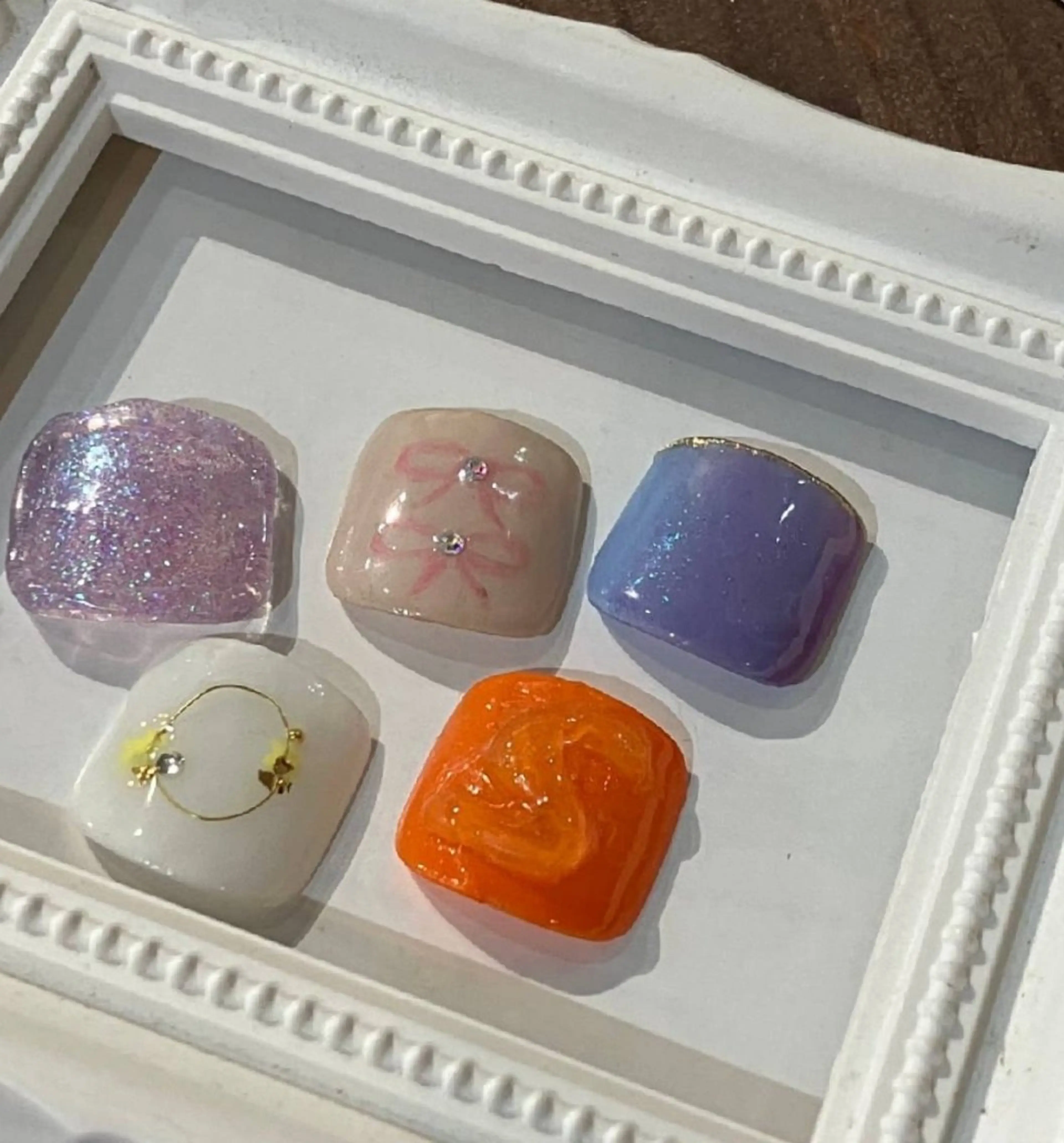 ネイル フットネイル ミラーネイル ワンカラーネイル ぷっくりネイル 春ネイル フットネイル felicita服部店所属・felicita fumi♡のネイルデザイン