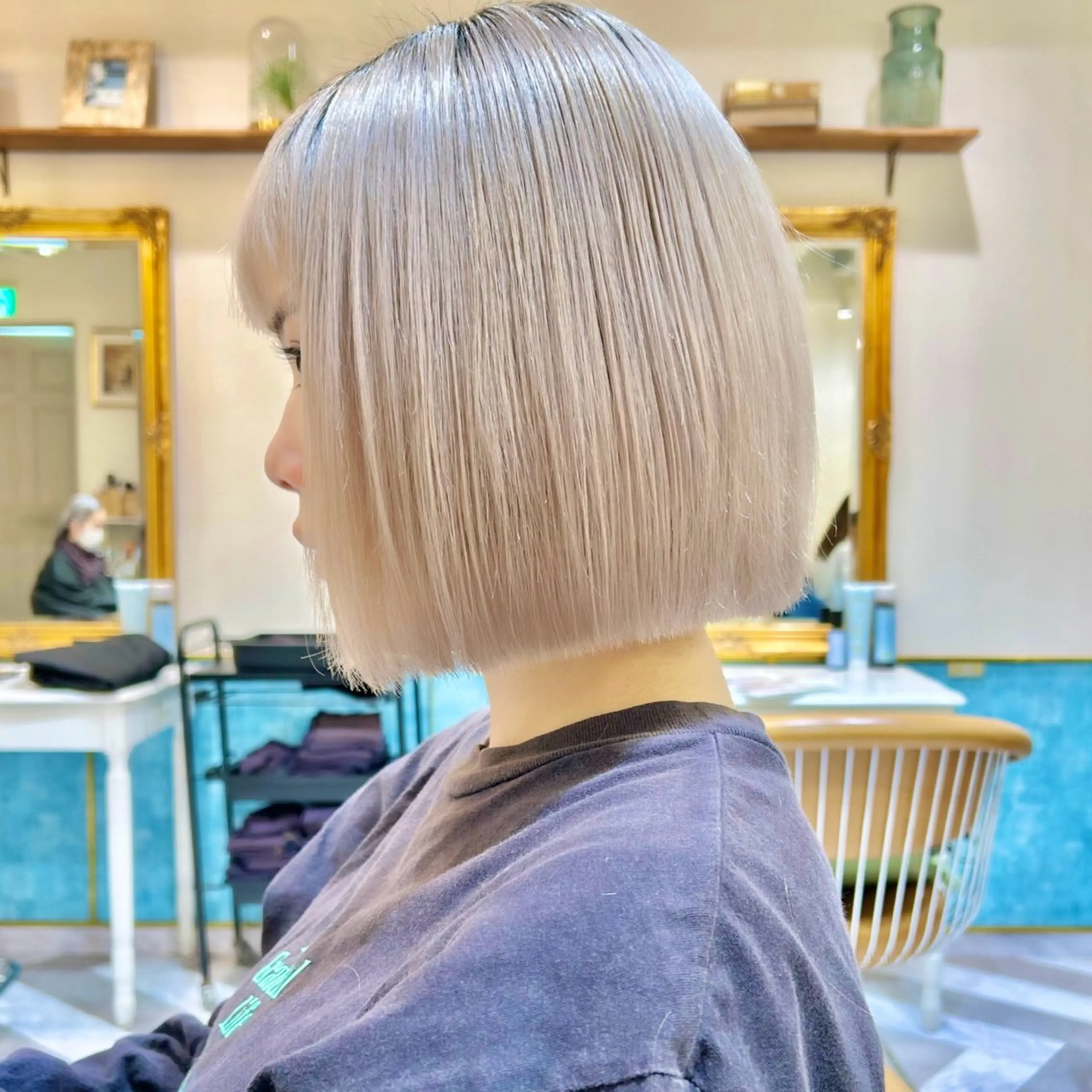 ミディアム カラー ワンレンボブ ブリーチ ブリーチなしカラー ボブ 顔周りカット カット ヘアカラー トリートメント 髪質改善【縮毛矯正】 北千住で美髪に導く人のヘアスタイル