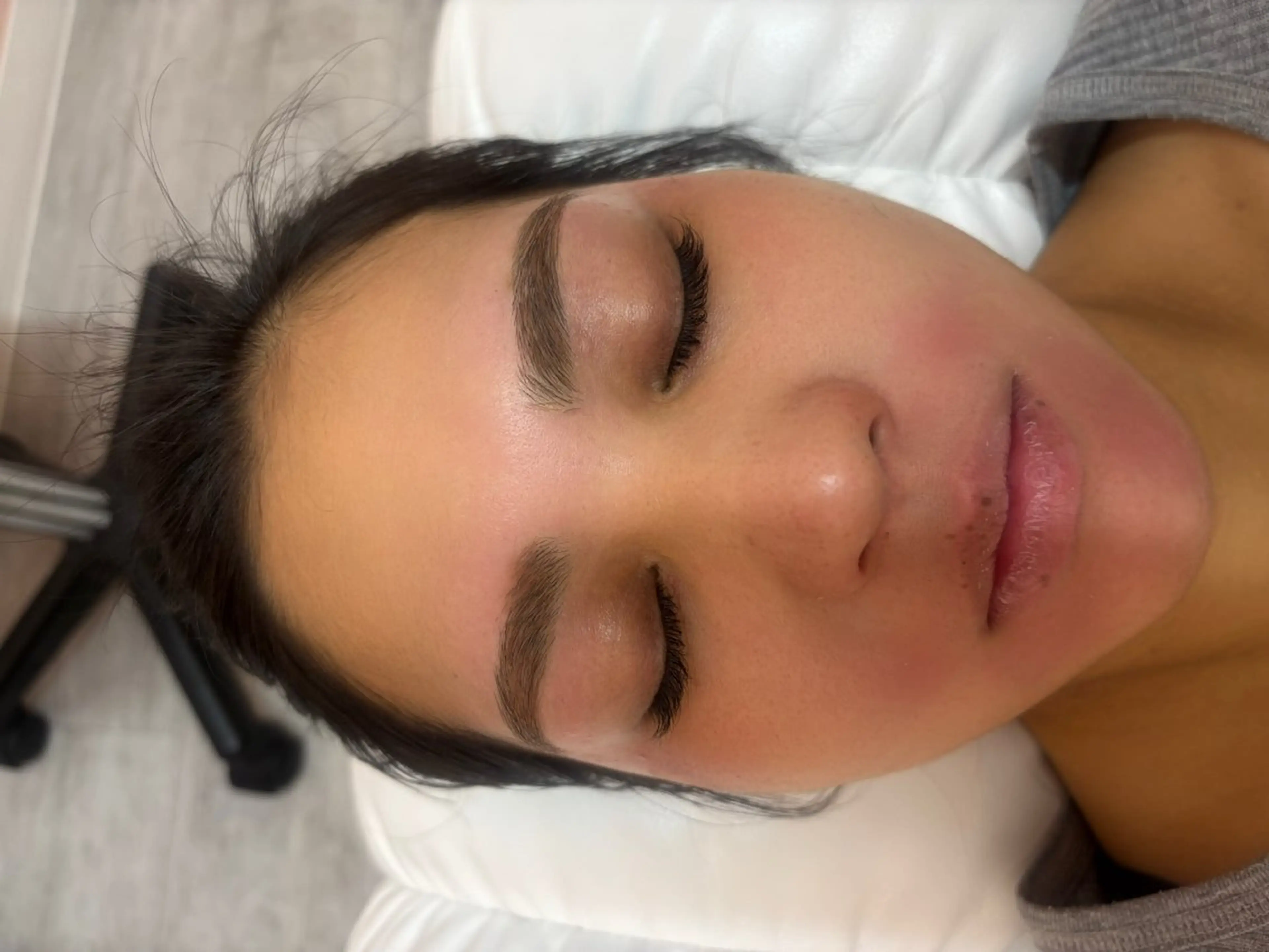 アイブロウ ワックス脱毛 眉カット その他(アイブロウ) トレンド眉🌈✨️ misuzu.nの眉毛・アイブロウイメージ