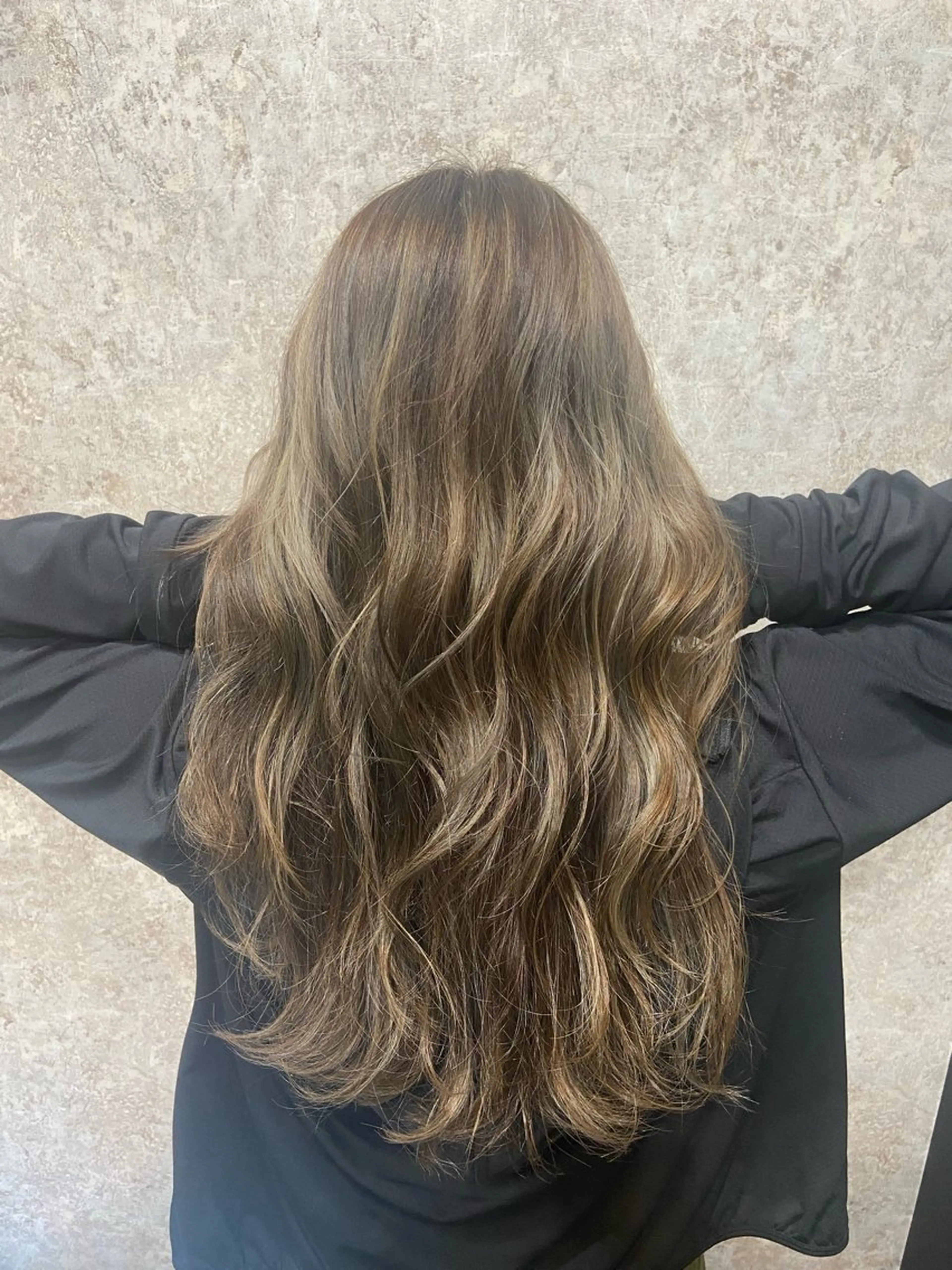 カラー ハイライトカラー 穐田 航のヘアスタイル