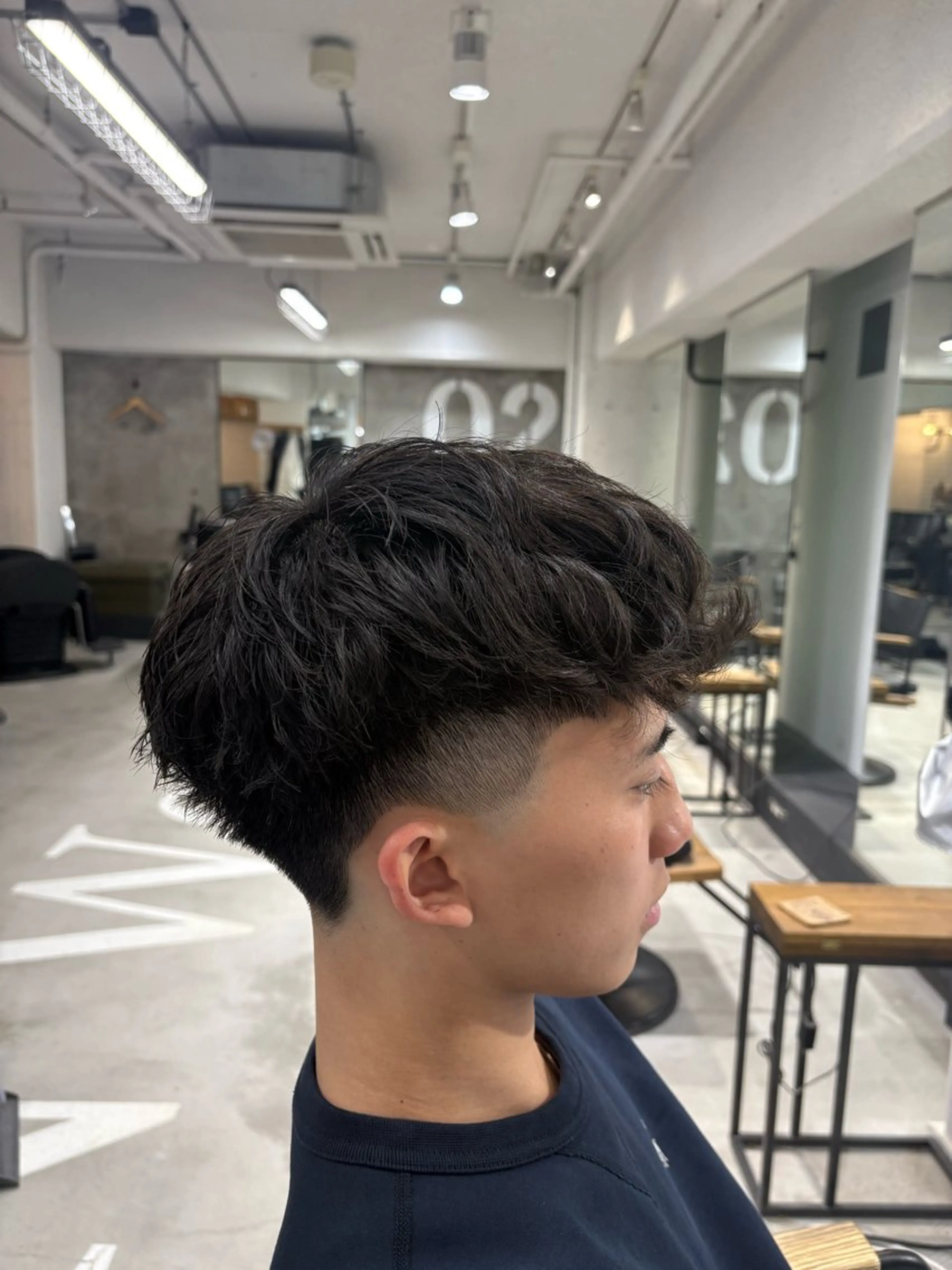 ショート カット パーマ 滝本 承太朗のヘアスタイル