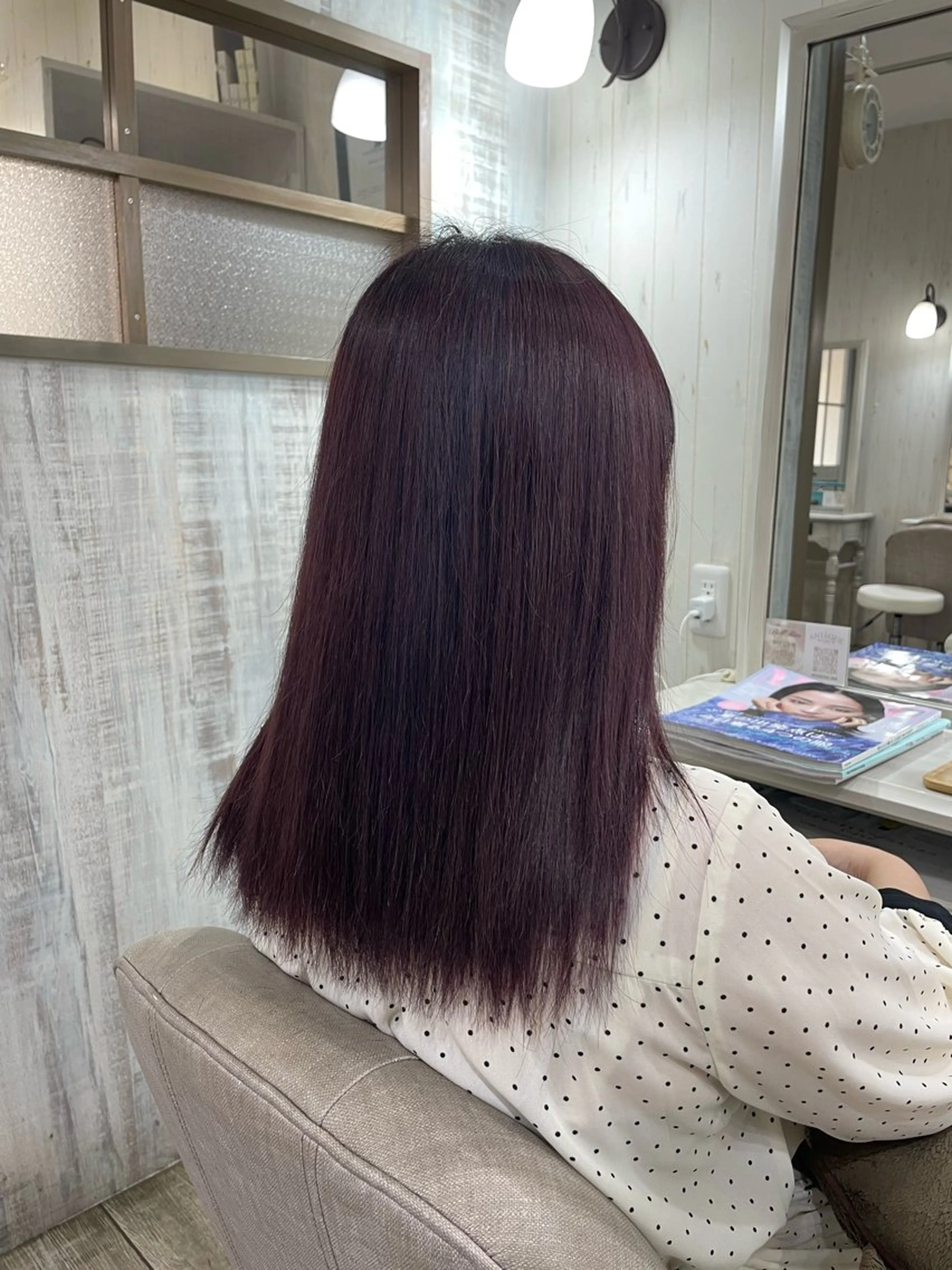 セミロング ネモトメイナ🌿 今月末で退職しますのヘアスタイル