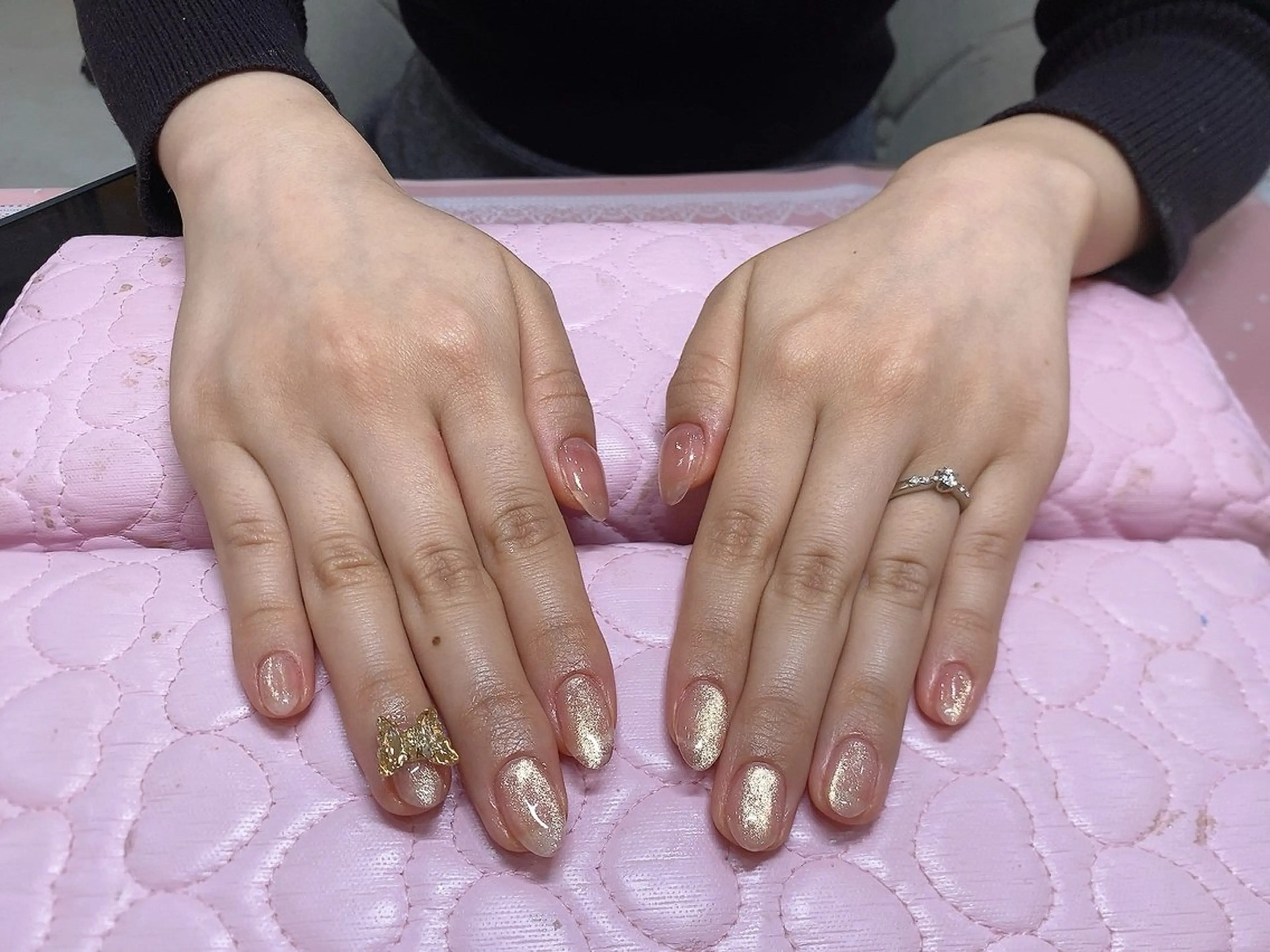 ネイル LEDアイラッシュ ∩_∩アオイのマツエク・マツパデザイン