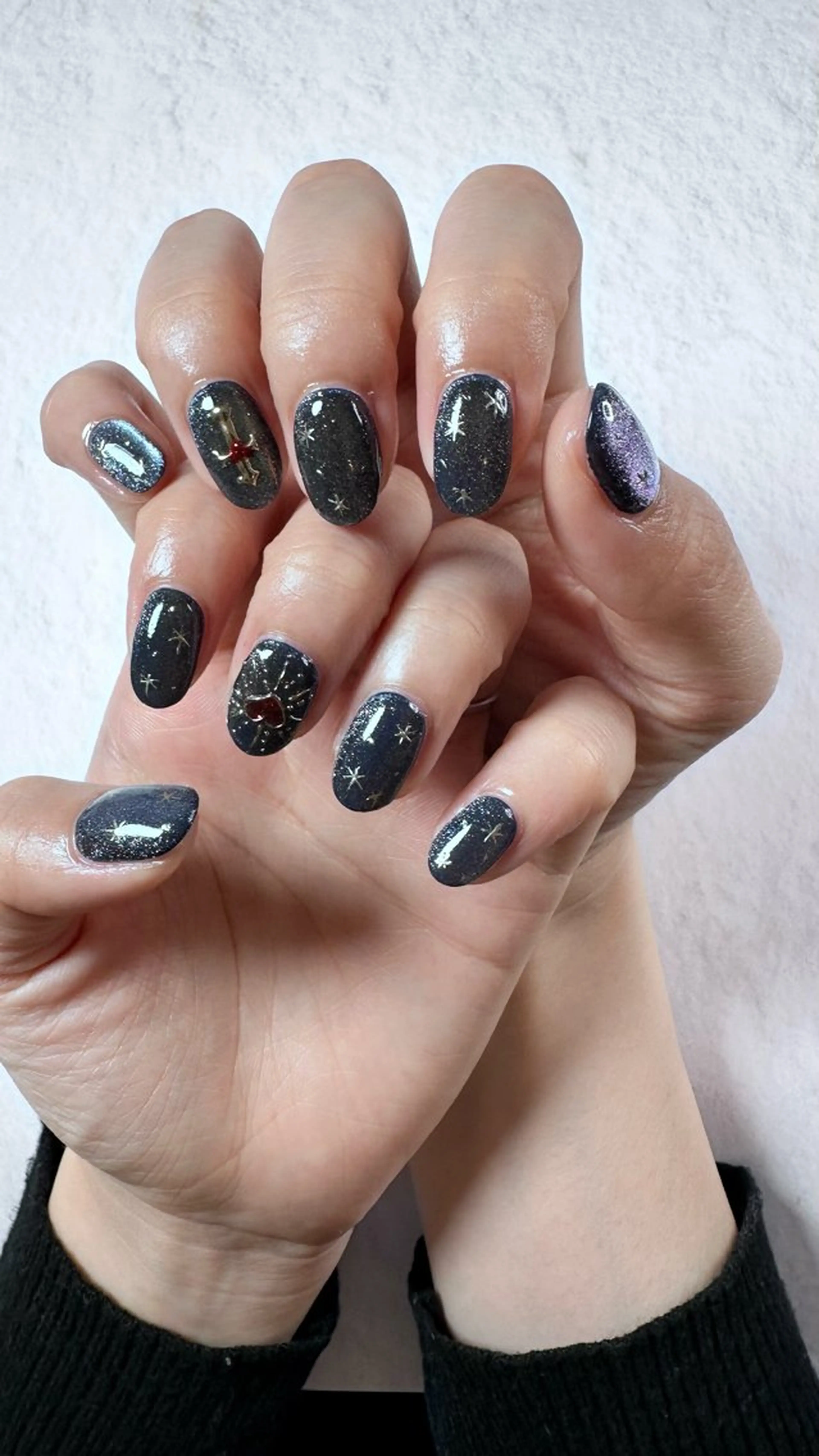 ネイル マグネットネイル ニュアンスネイル ハンドネイル ハンドケア Atelier Ariのネイルデザイン