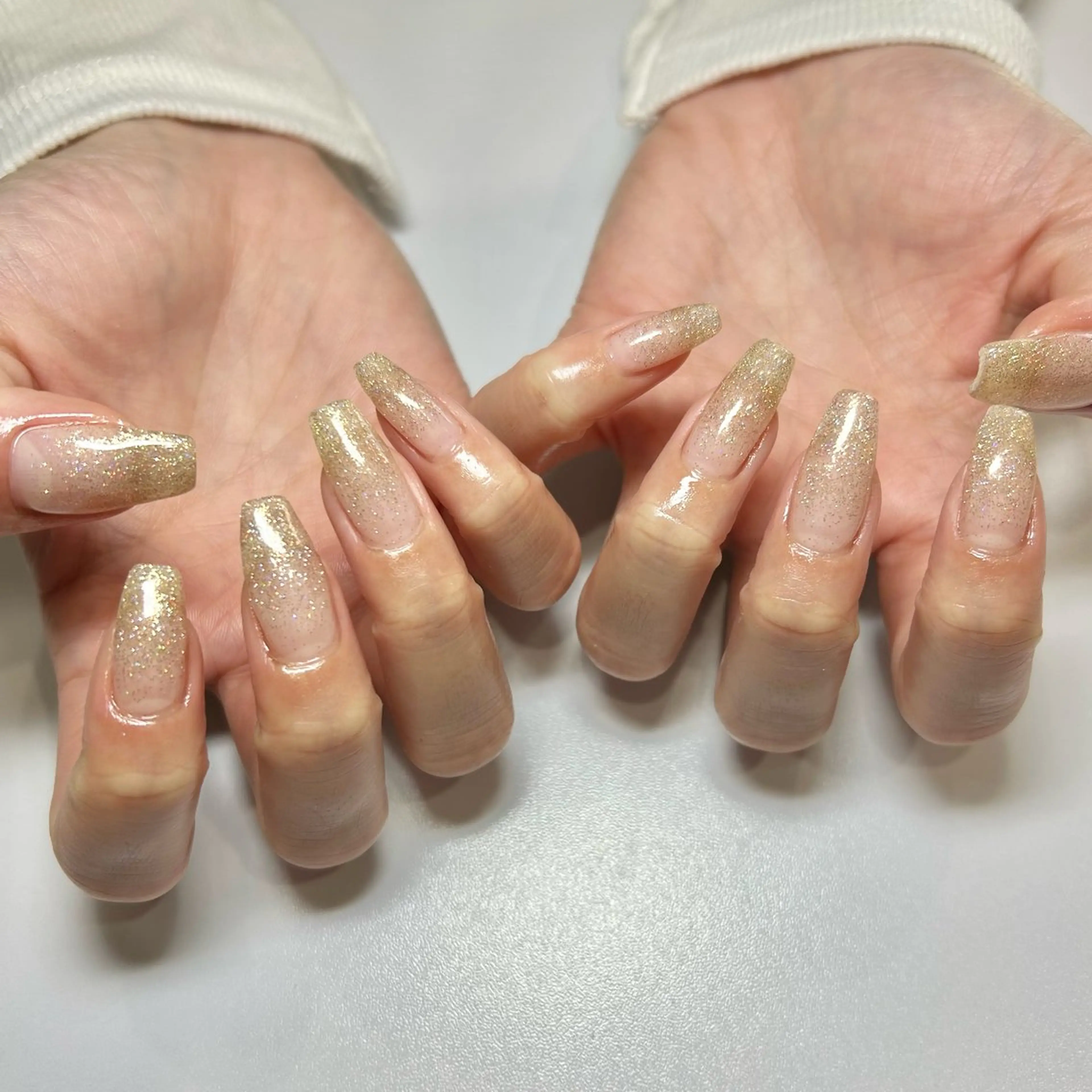 ネイル グラデーション ラメ(グリッター) ラメグラデーション ハンドネイル welina Miyukiのネイルデザイン