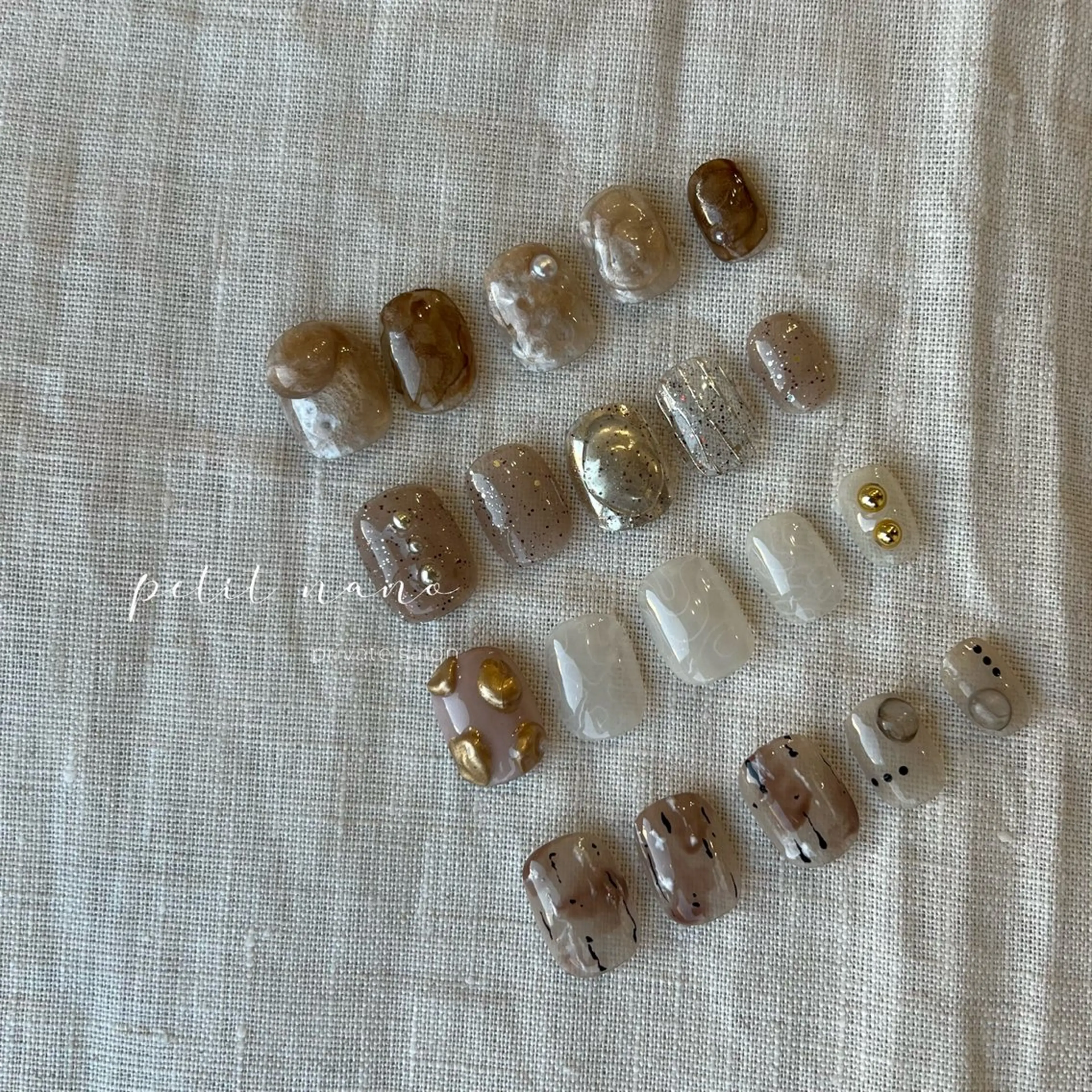 ネイル ニュアンスネイル 冬ネイル ハンドネイル nail‪◯ petitnanoのネイルデザイン