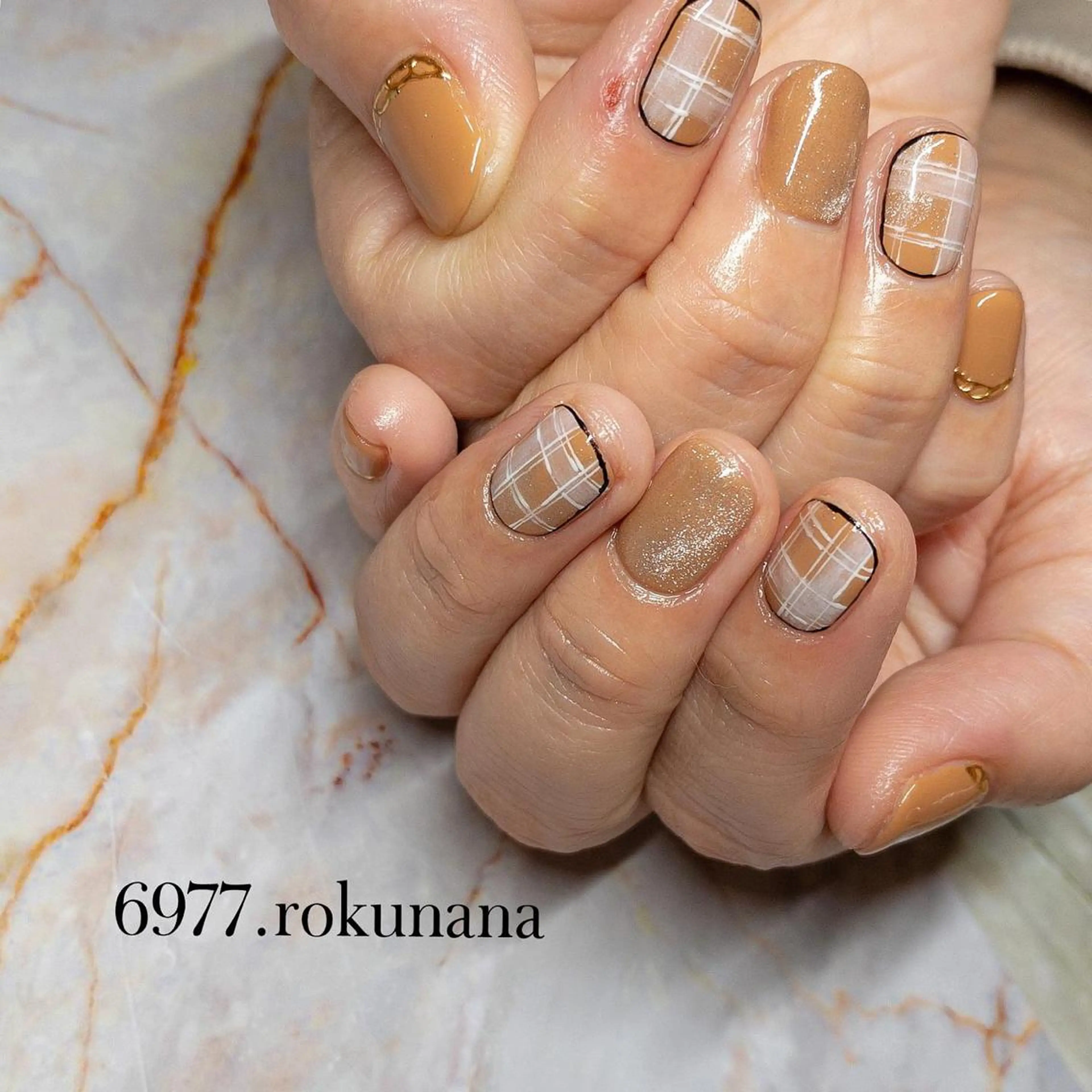 ネイル rokunana 佐野のネイルデザイン