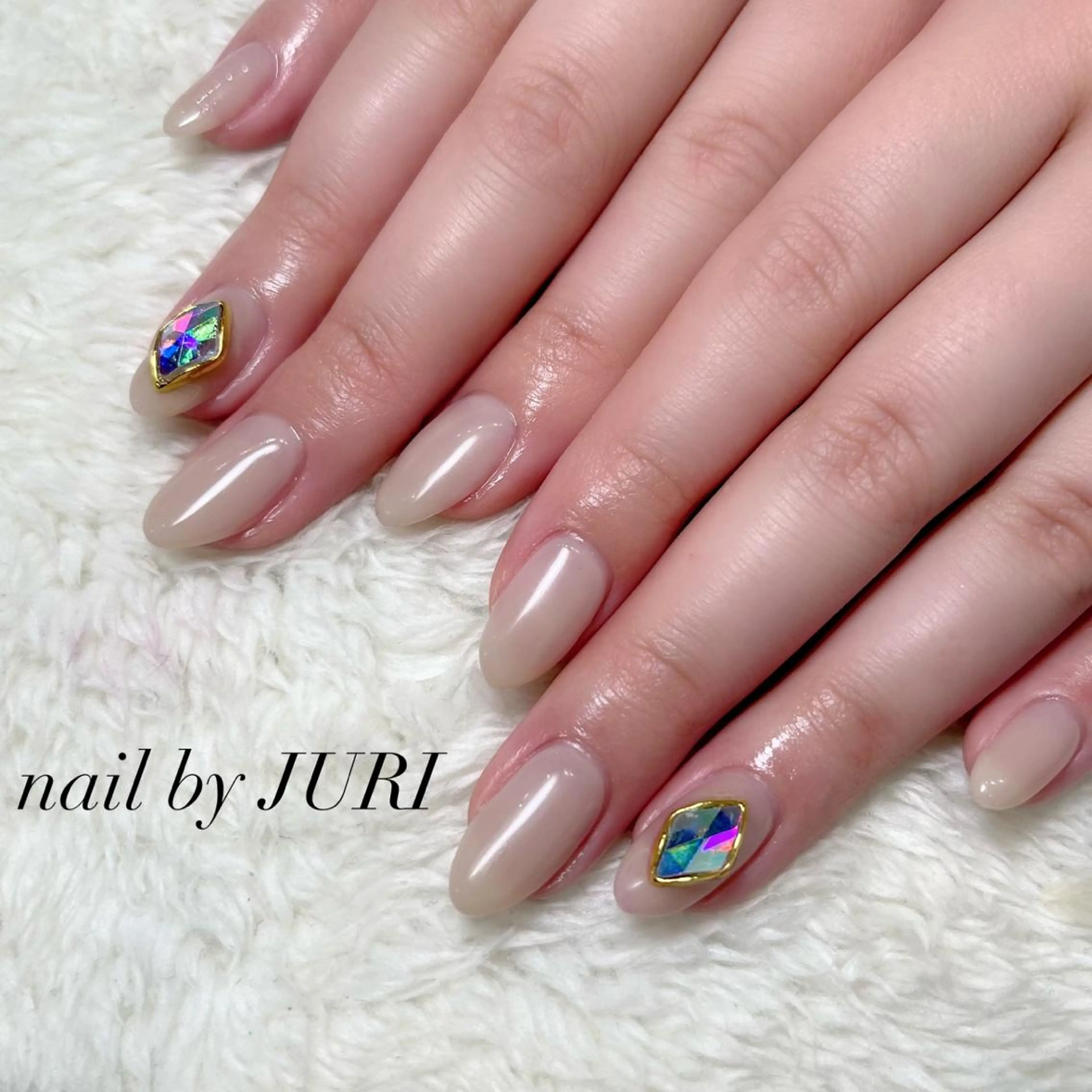 ネイル フットネイル フレンチネイル ジェルネイル ラメ(グリッター) ラメグラデーション NEO Beauty Salon所属・𝐍𝐄𝐎 𝐉𝐔𝐑𝐈のネイルデザイン