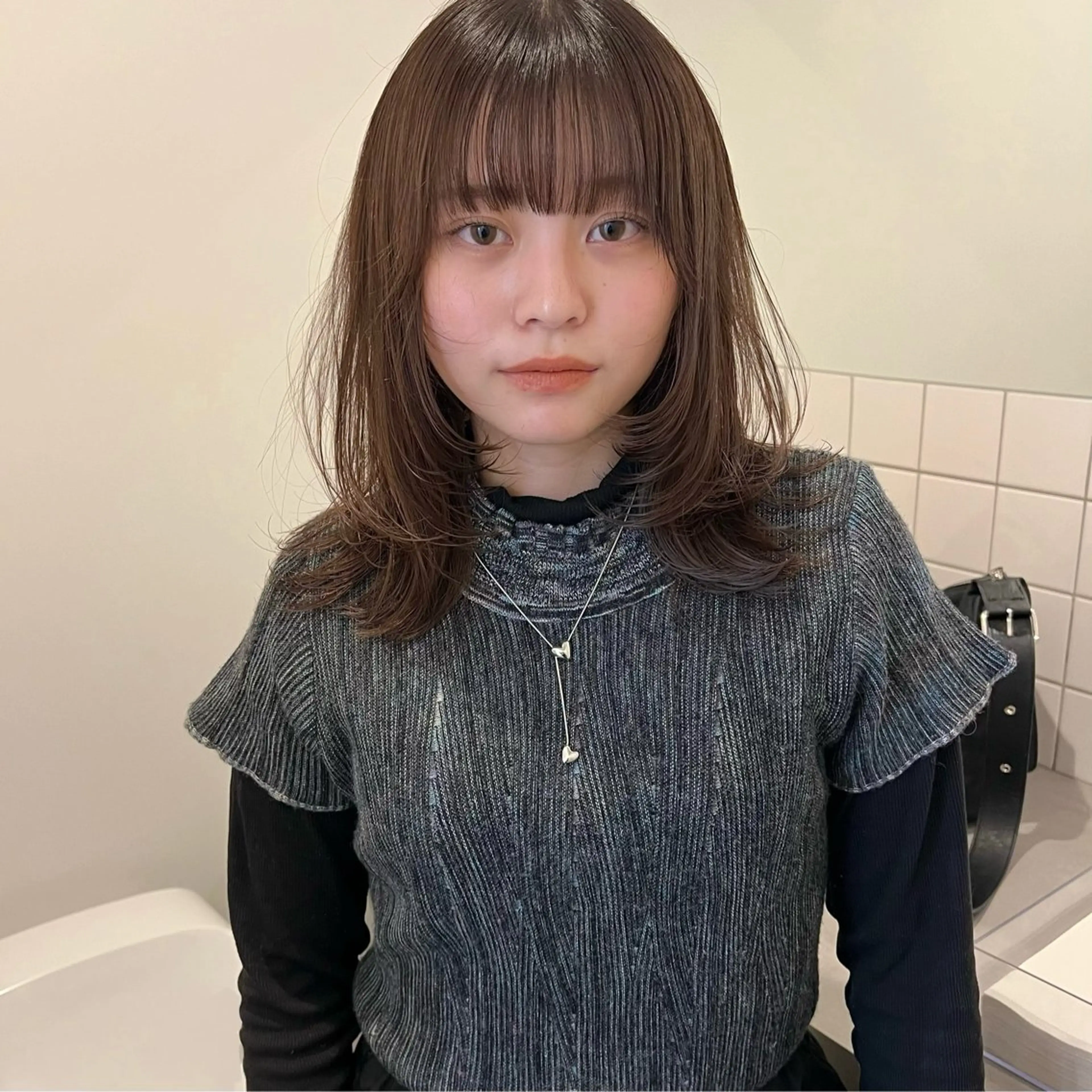 ミディアム 舟橋耀/ブリーチカラ ー/レイヤーカットのヘアスタイル