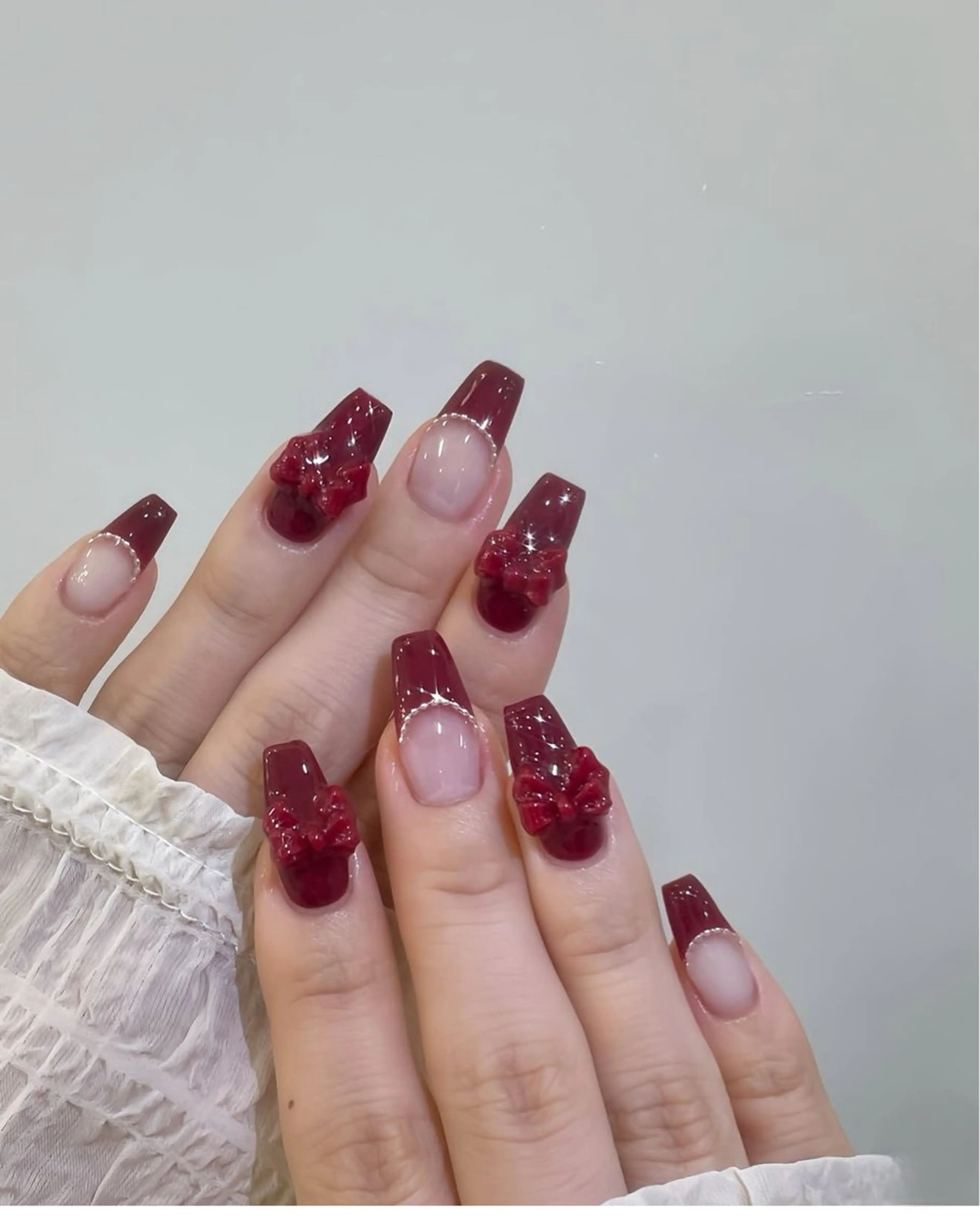 ネイル フラッシュネイル フレンチネイル グラデーション キラキラネイル 韓国ネイル ハンドネイル Lina nail所属・Lunaa 池袋のネイルデザイン