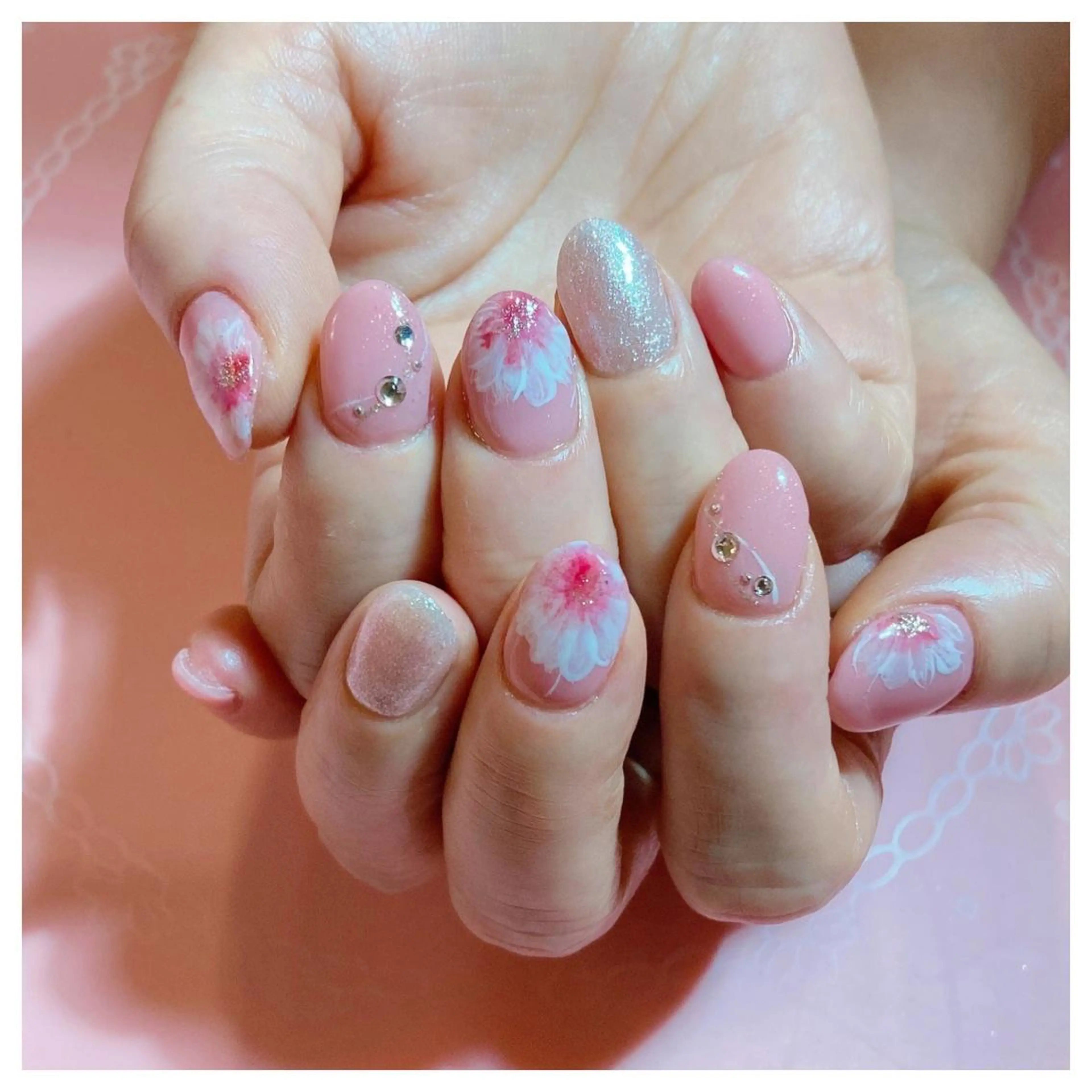 ネイル 古川 里美のネイルデザイン