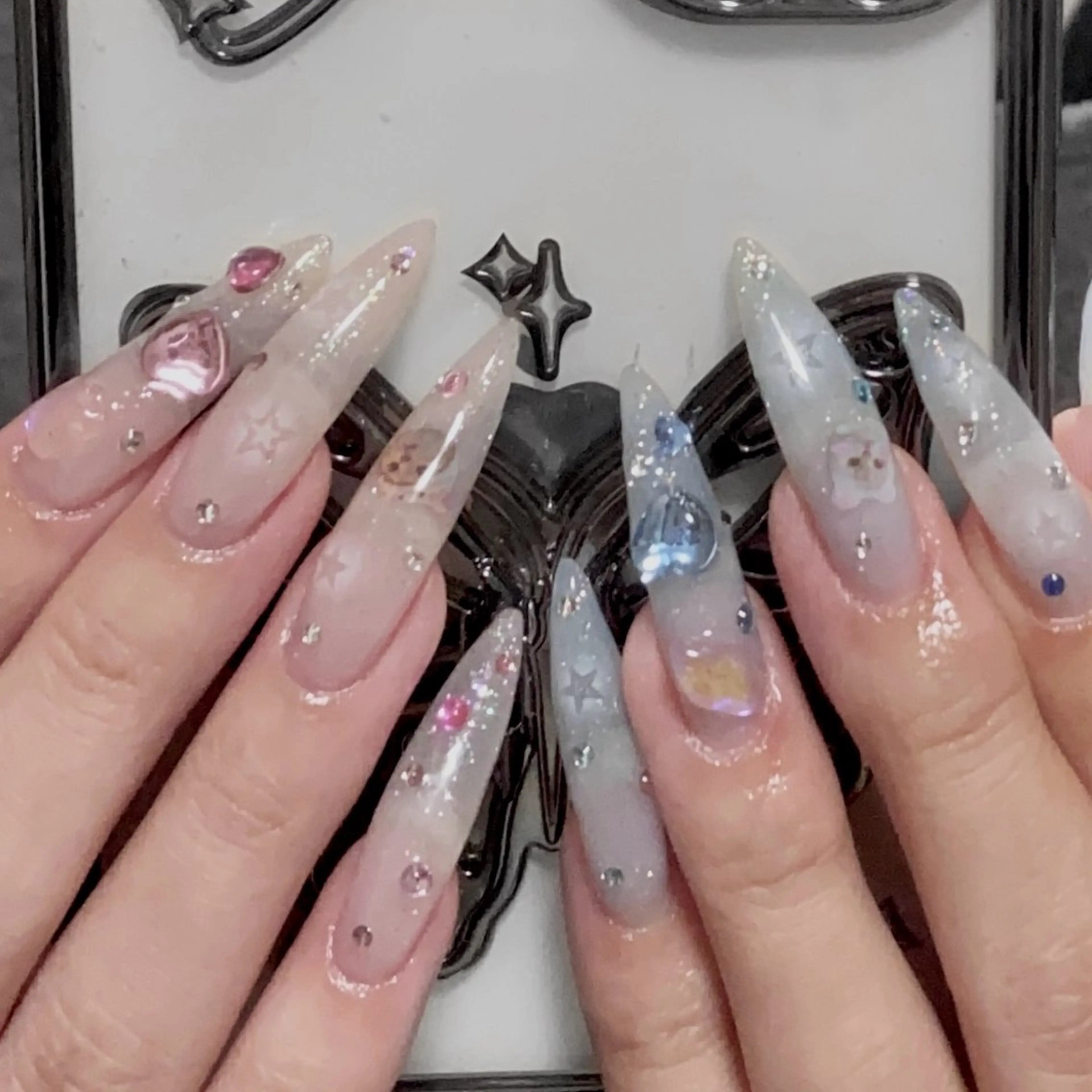 ネイル Rose lash所属・Roselash Rukiのネイルデザイン