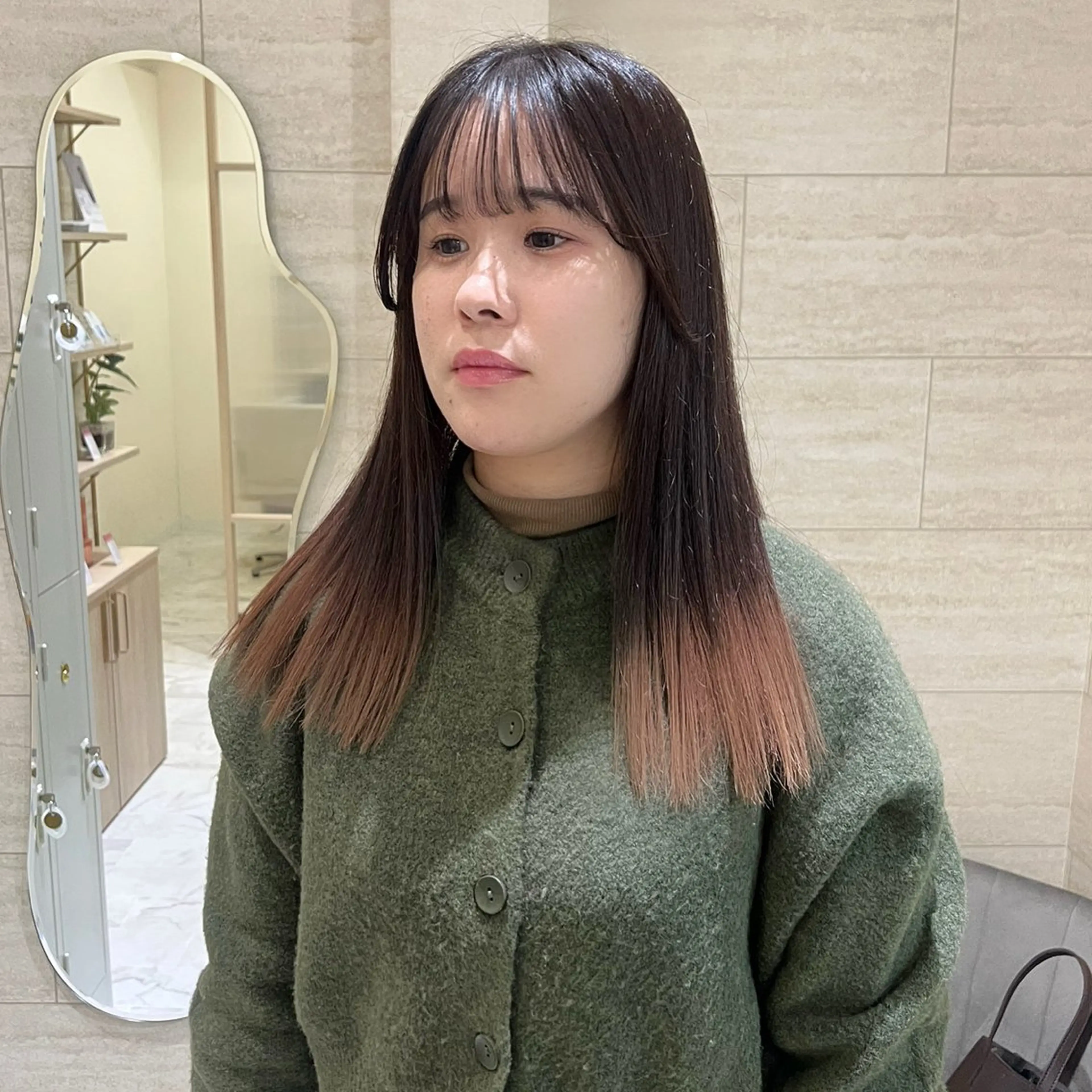 ロング カラー デザインカラー ANNA /艶髪/ハイトーンのヘアスタイル