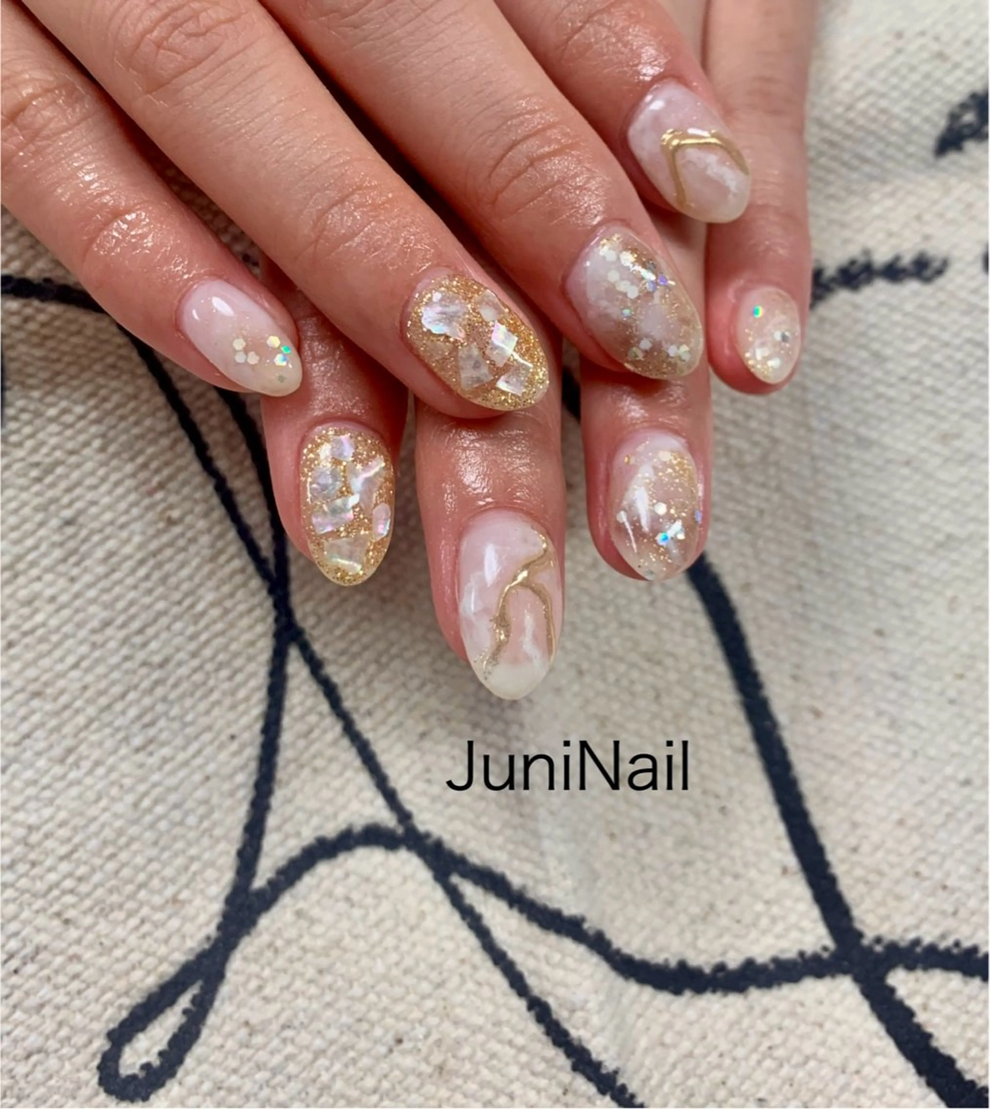 ネイル ハンドネイル JuniNail 주니네일🇰🇷suのネイルデザイン