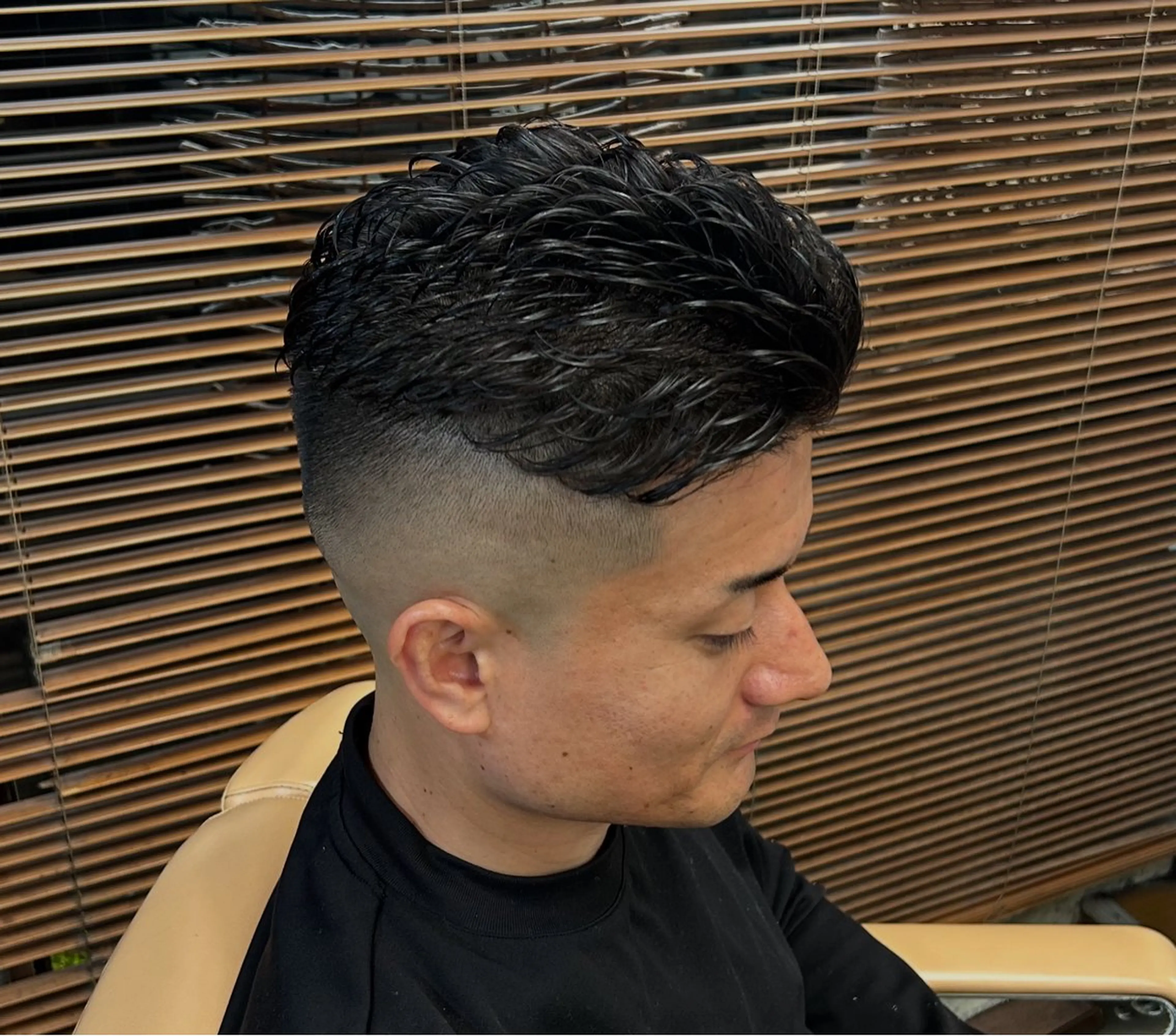 ショート メンズ フェードカット スキンフェード 新宿メンズカット✂︎ 能戸蒼生💈のヘアスタイル