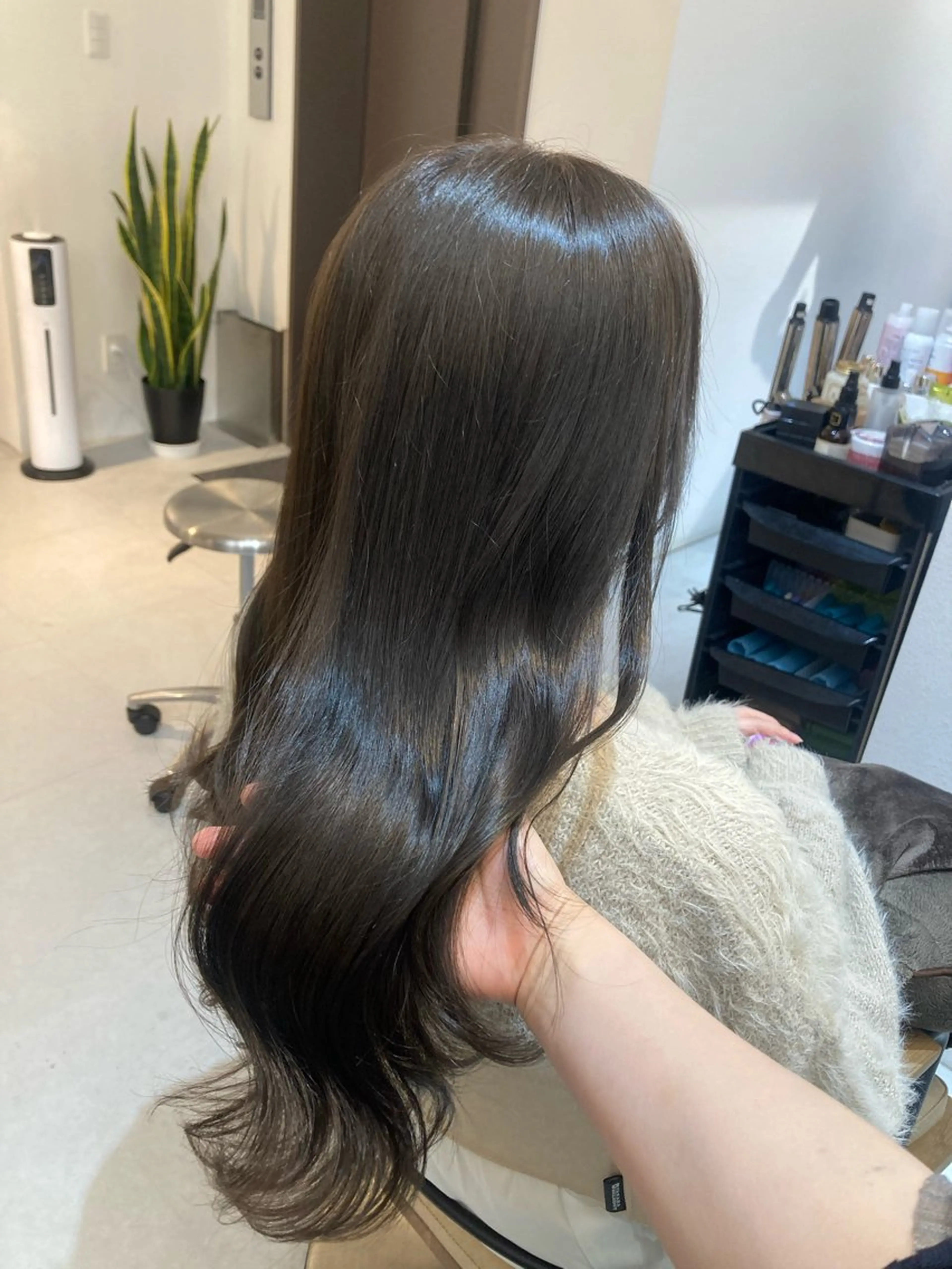 ロング カット ヘアカラー トリートメント ✨色持ちの良い艶 カラー✨蟹江真世のヘアスタイル