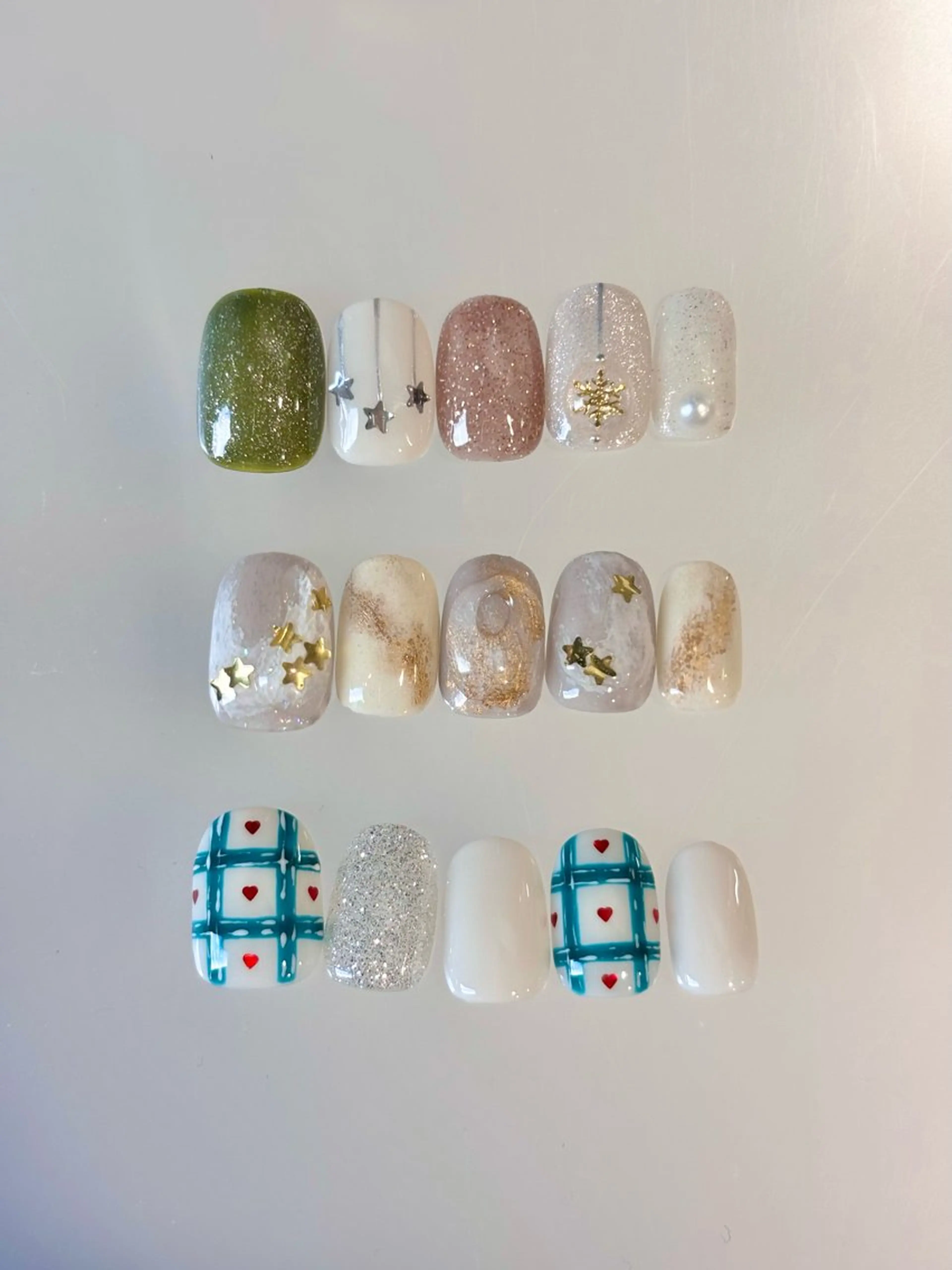 ネイル 冬ネイル クリスマス ハンドネイル iconail 下北沢 NONのネイルデザイン