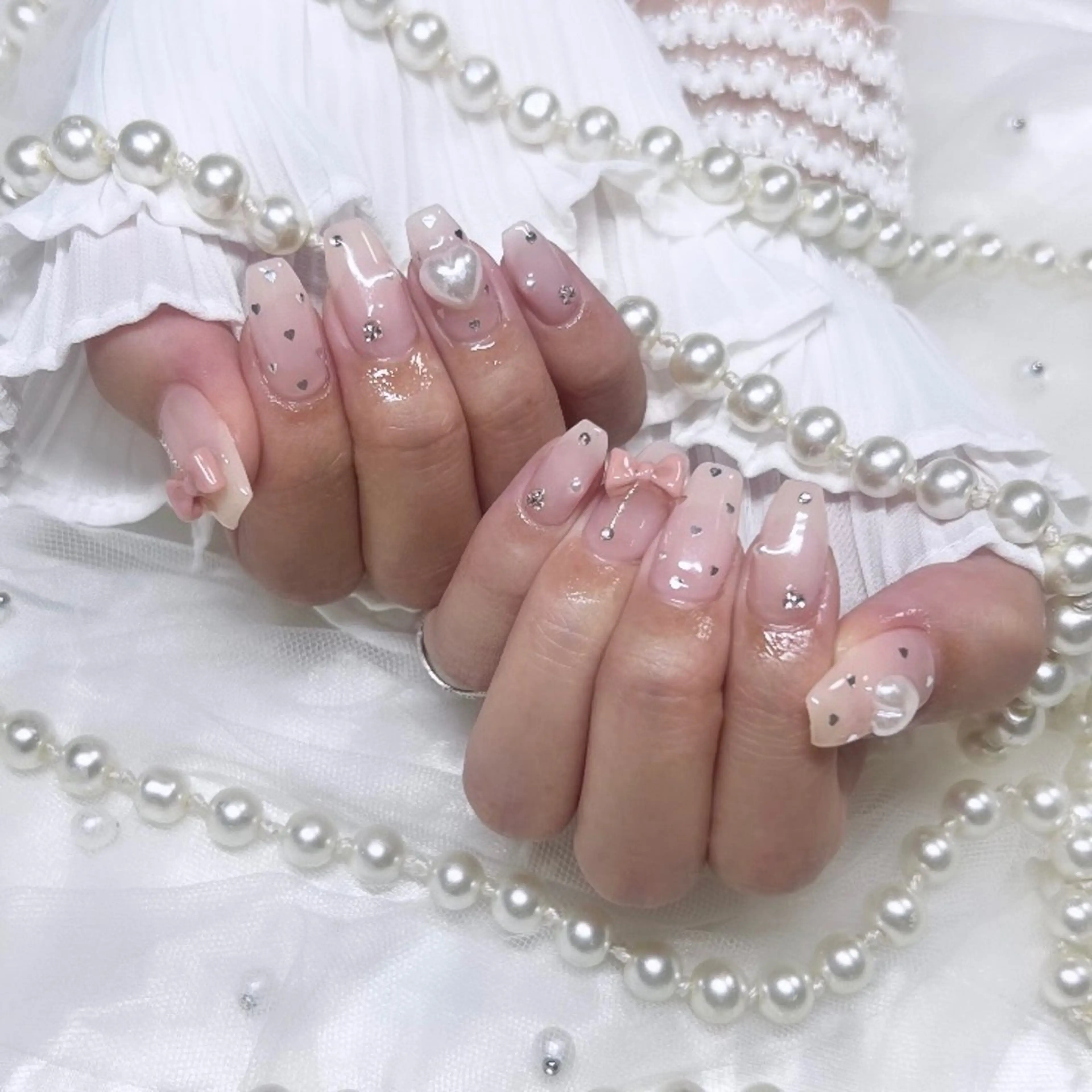 ネイル ハート ハンドネイル Nail Salon Ćuu所属・Ćuu Nail kahoのネイルデザイン