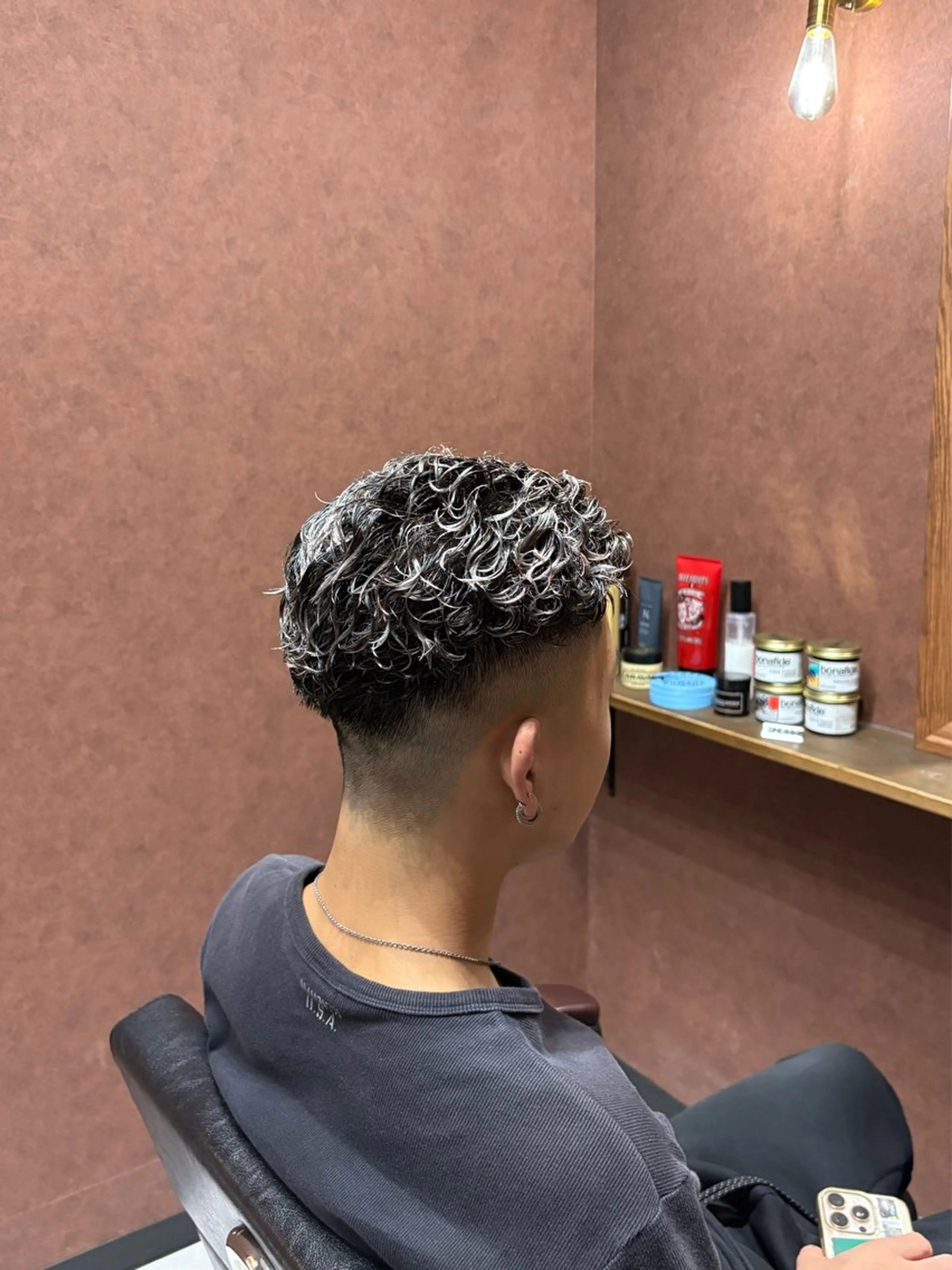 カラー パーマ メンズ メンズブリーチ メンズメッシュ メンズパーマ ブリーチ メッシュ カット ヘアカラー パーマ E 難波店 Rei /メンズのヘアスタイル