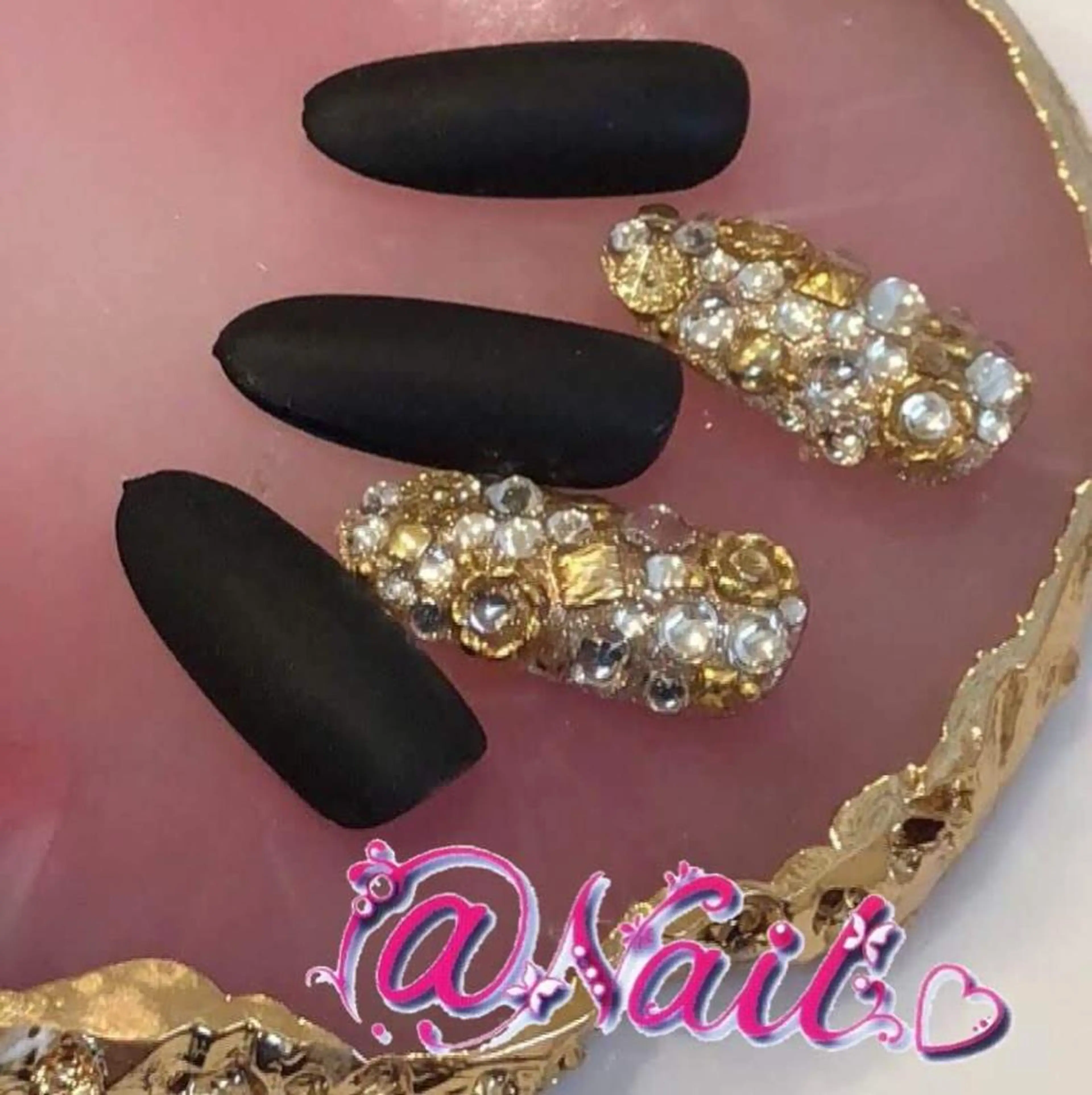 ネイル ネイルチップ 小尾 栞のネイルデザイン